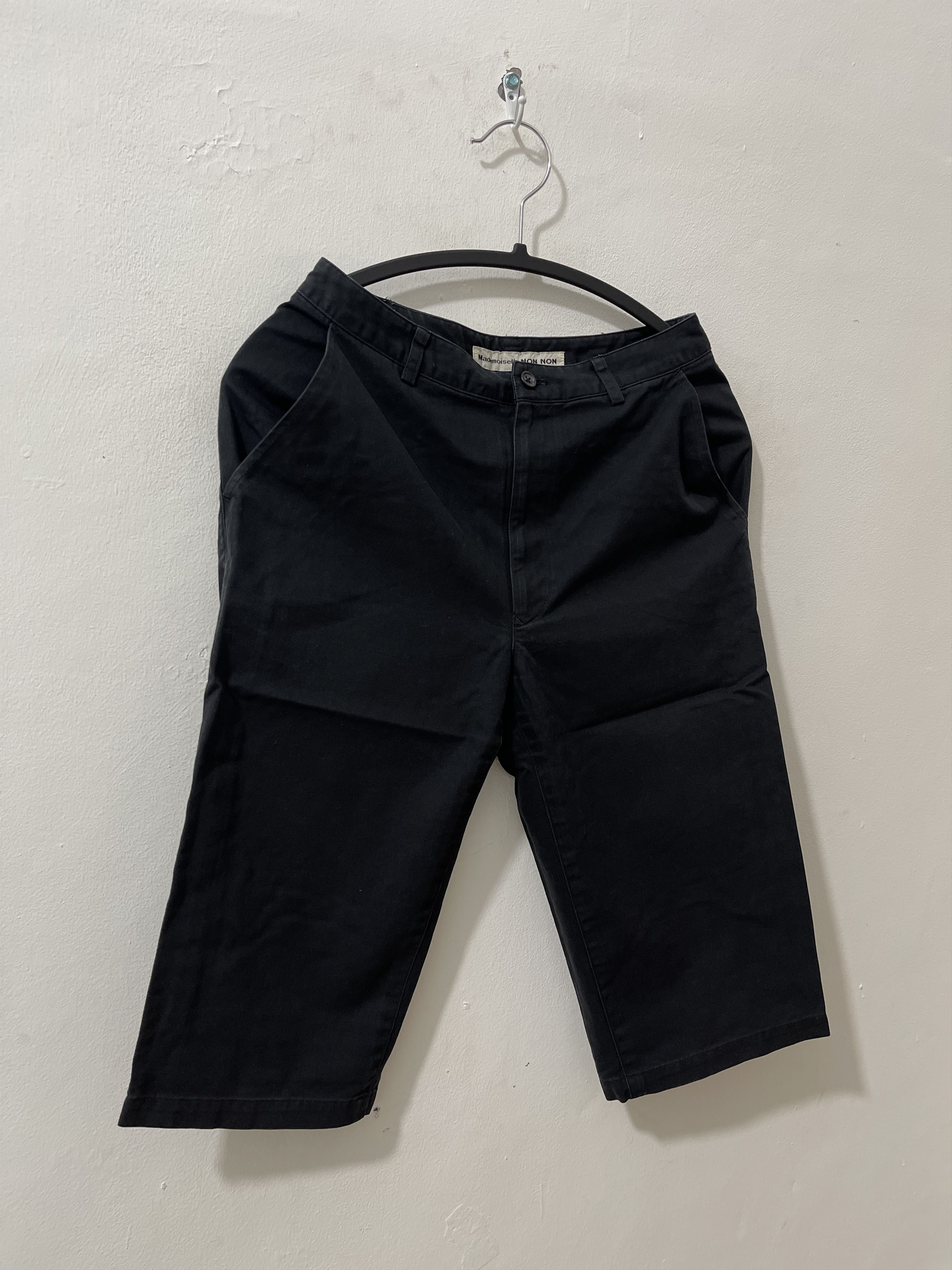 Mademoiselle Non Non Mademoiselle NON NON Issey Miyake Japan Archive Black Shorts Size US 27 - 3 Thumbnail