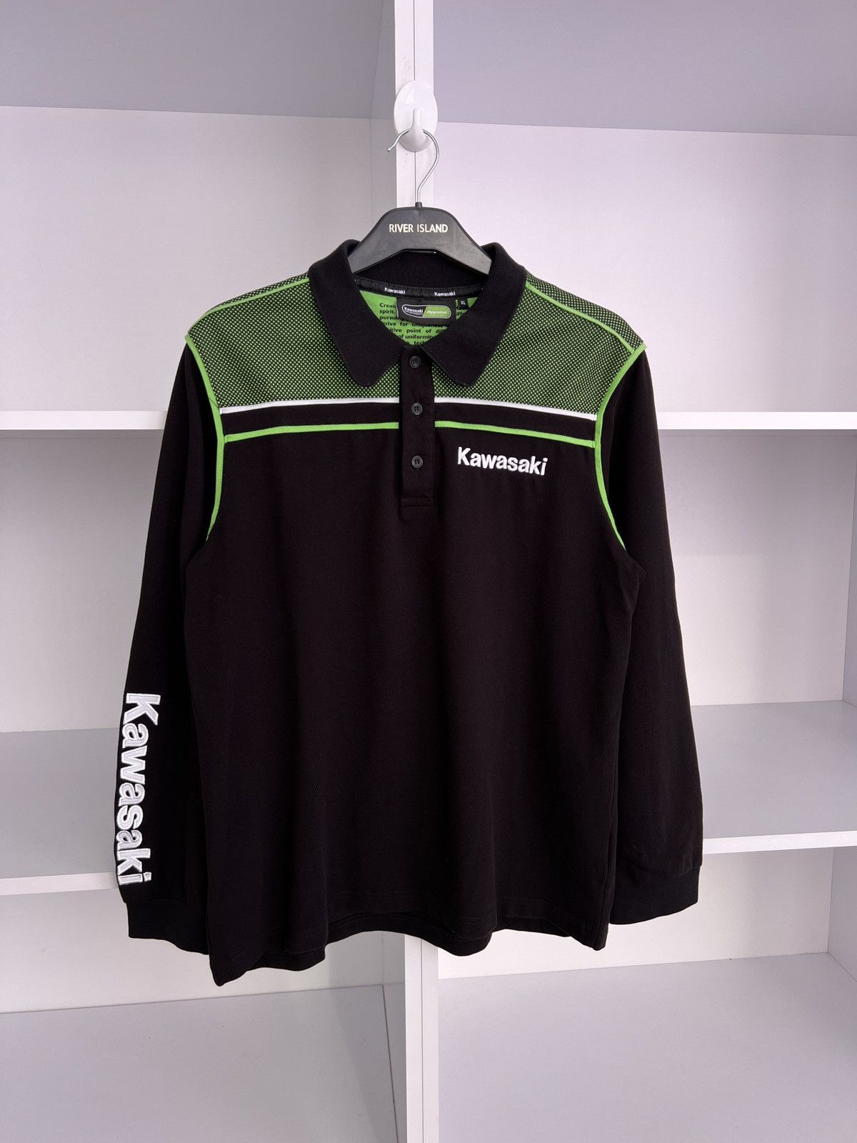 Vintage Vintage Kawasaki Racing Team Long Sleeve T-Shirt Size US L / EU 52-54 / 3 - 4 Thumbnail