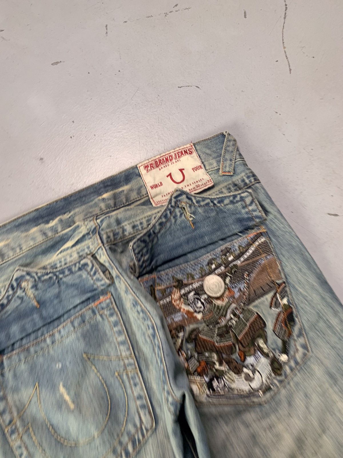 True Religion Vintage true religion amazing embroidered pocket billy denim Size US 30 / EU 46 - 4 Thumbnail