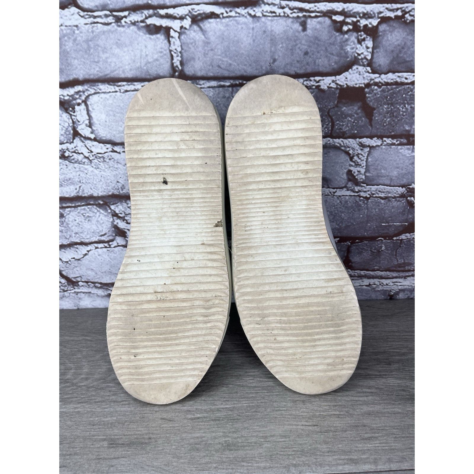 Axel Arigato Axel Arigato Womens Size 7.5 White Silver Sneakers Leather L Size US 7.5 / IT 37.5 - 22 Thumbnail
