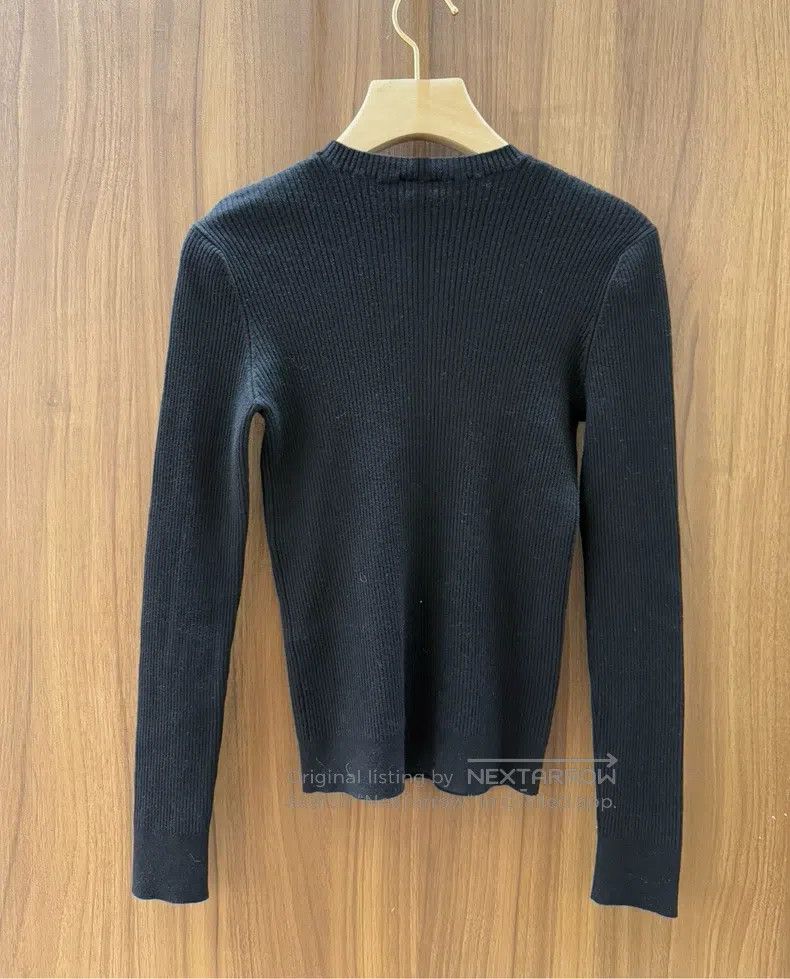 Chanel Chanel Classic letter striped knitwear with long sleeves Size XS / US 0-2 / IT 36-38 - 2 Thumbnail