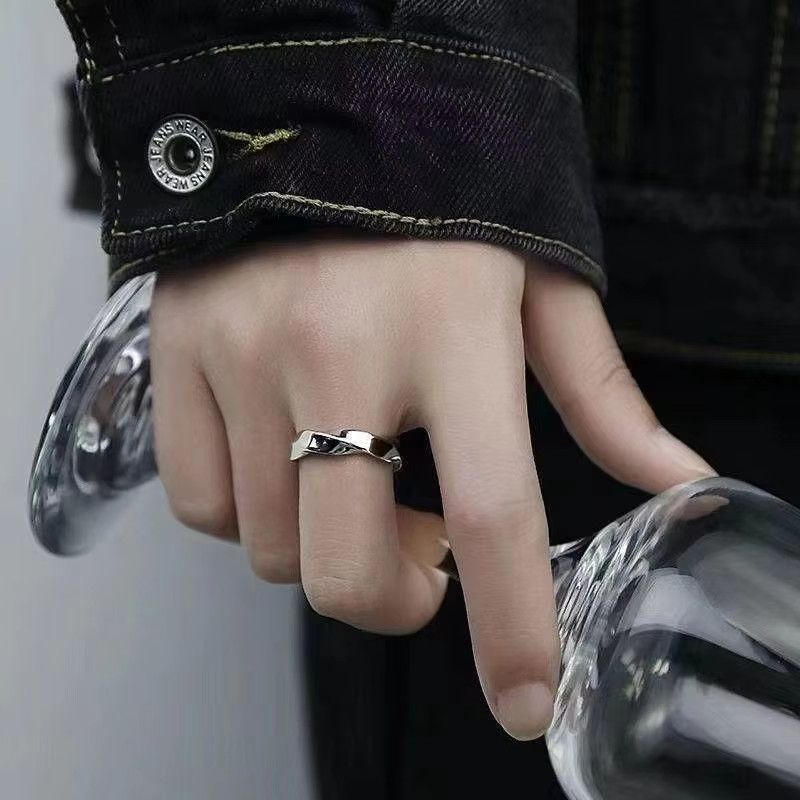 Jewelry Mobius Wave Silver Ring Size ONE SIZE - 5 Thumbnail