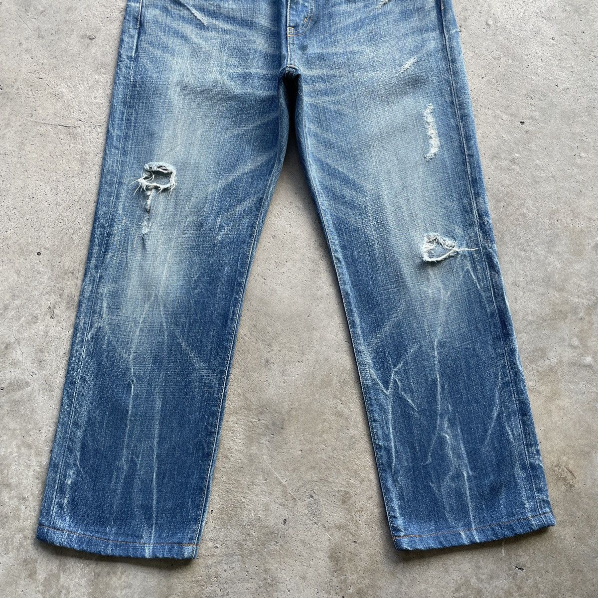 Japanese Brand Vintage Sophnet. Japan Faded Storm Distressed Jeans Pants Size US 31 - 5 Thumbnail