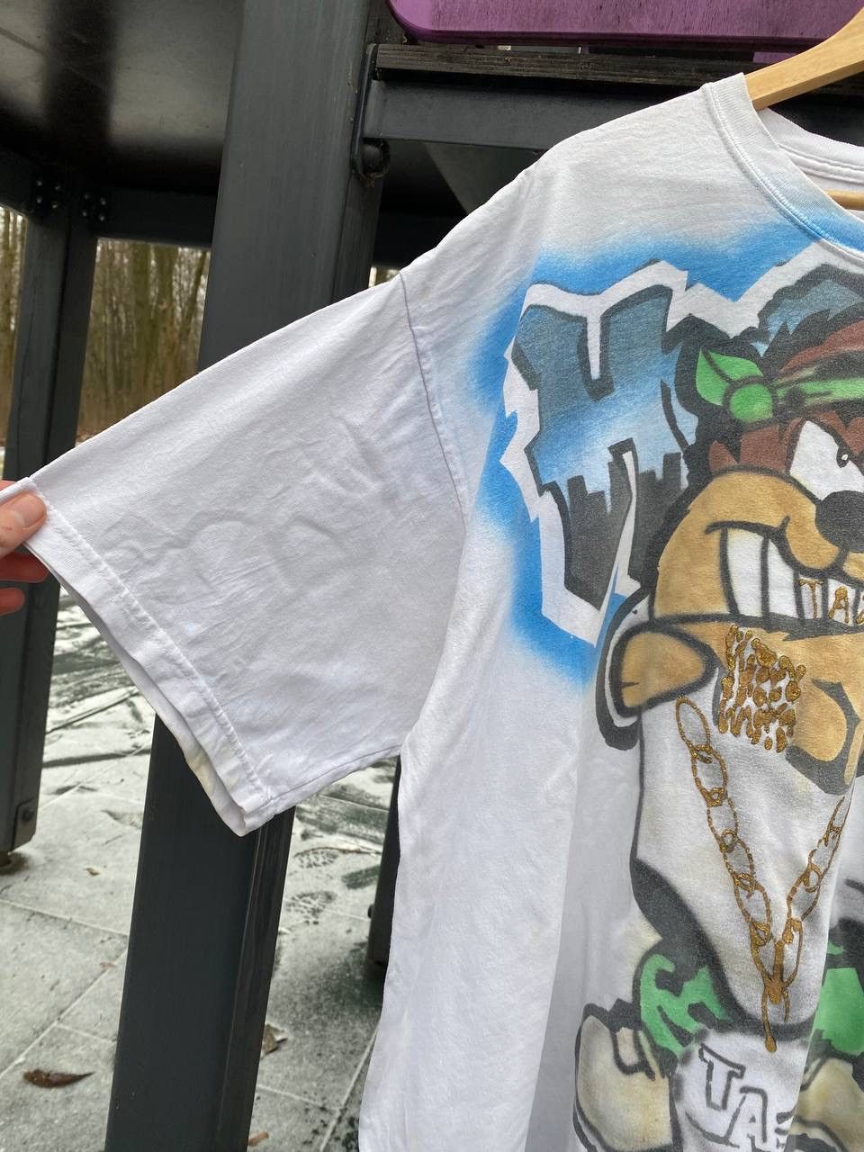 Vintage 90’s Looney Tunes Taz tee Size US XXL / EU 58 / 5 - 6 Thumbnail