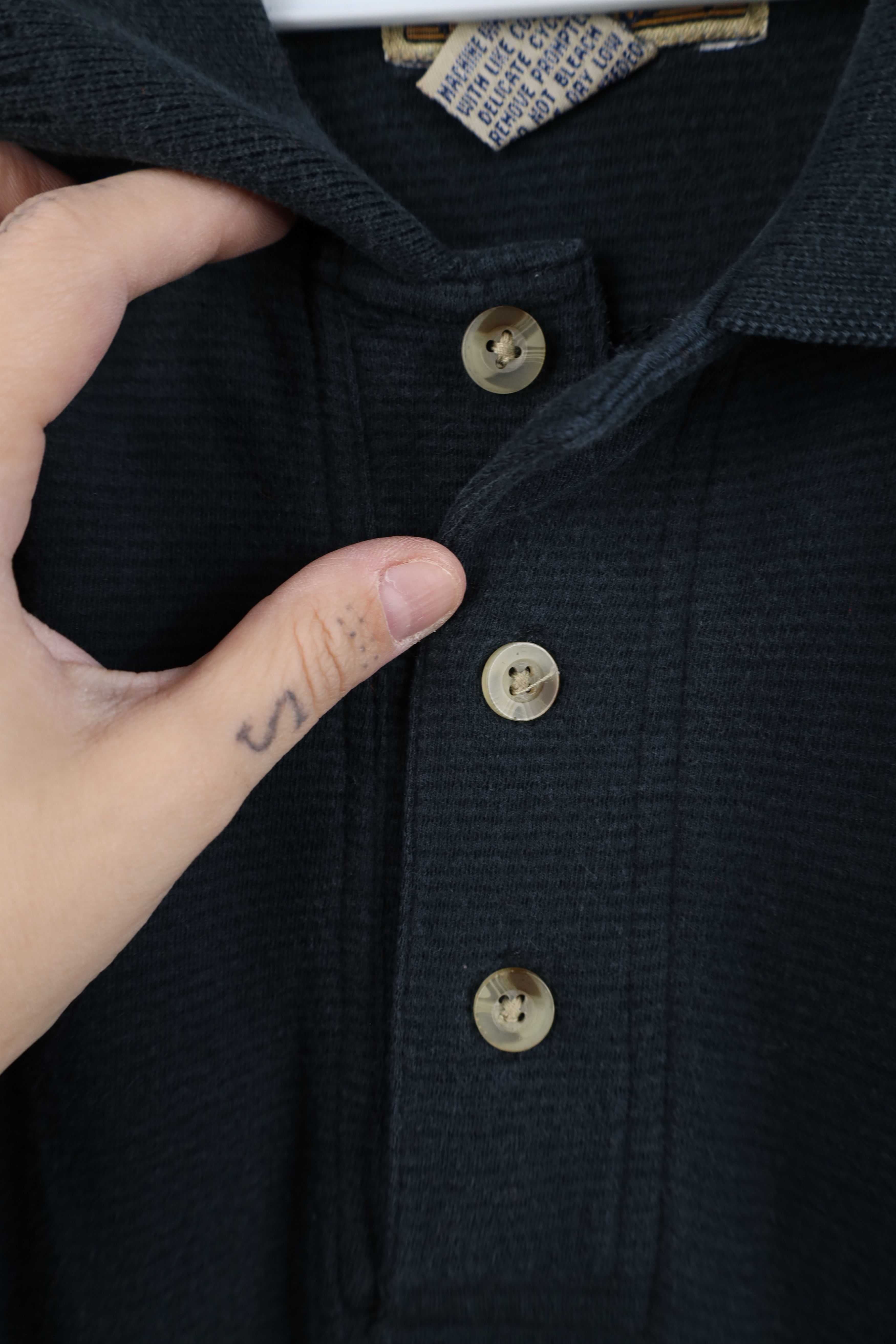 Vintage Vintage 90s Streetwear Ribbed Baggy Golf Polo Shirt Black Size US L / EU 52-54 / 3 - 7 Thumbnail