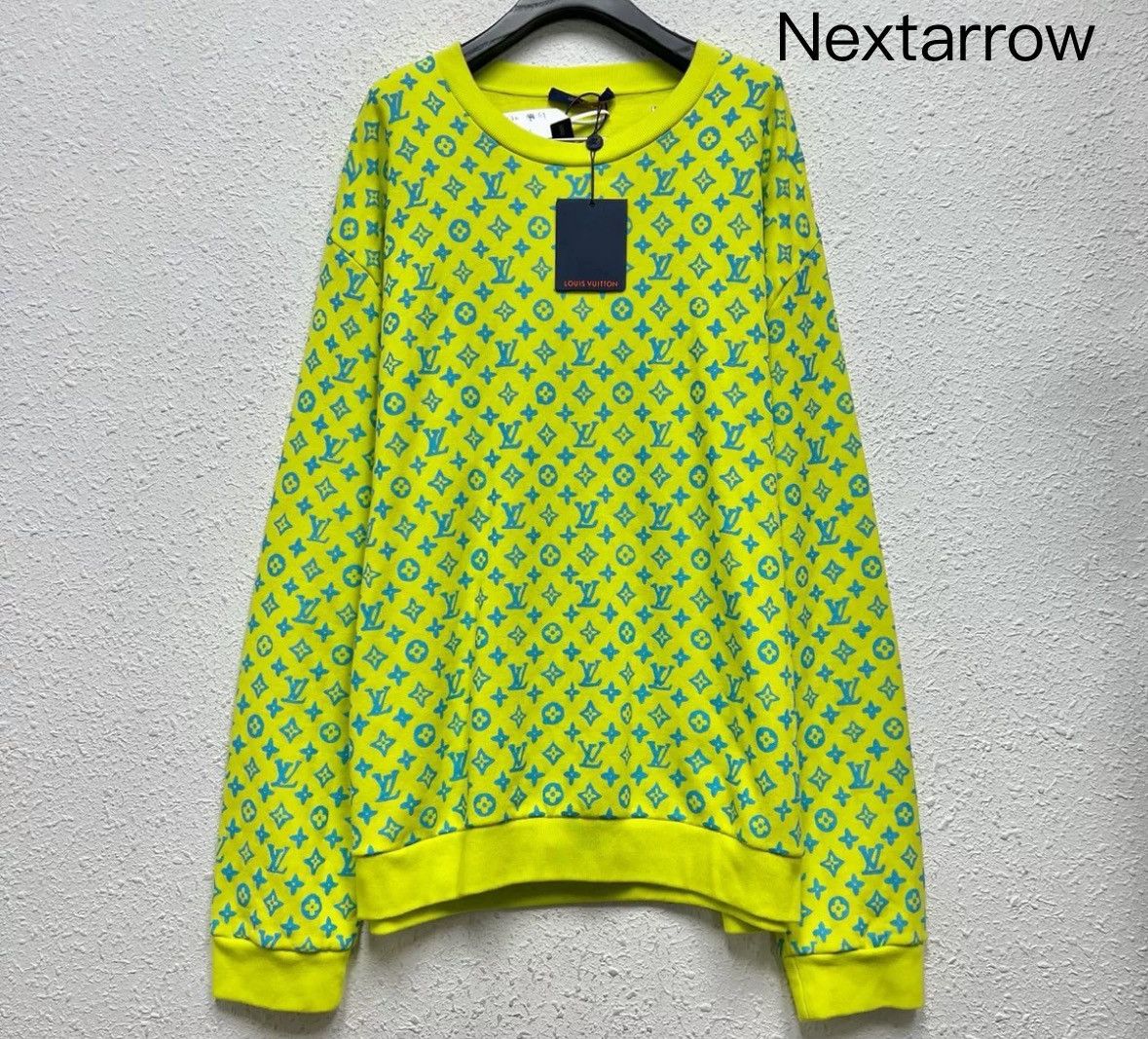 Louis Vuitton LOUIS VUITTON LV New Fluorescent Yellow Full Logo Hoodie Size US L / EU 52-54 / 3 - 1 Thumbnail