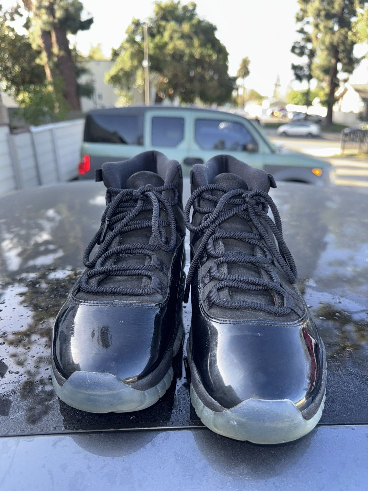 Jordan Brand Cap and Gown Jordan 11s size 9 Size US 9 / EU 42 - 2 Thumbnail