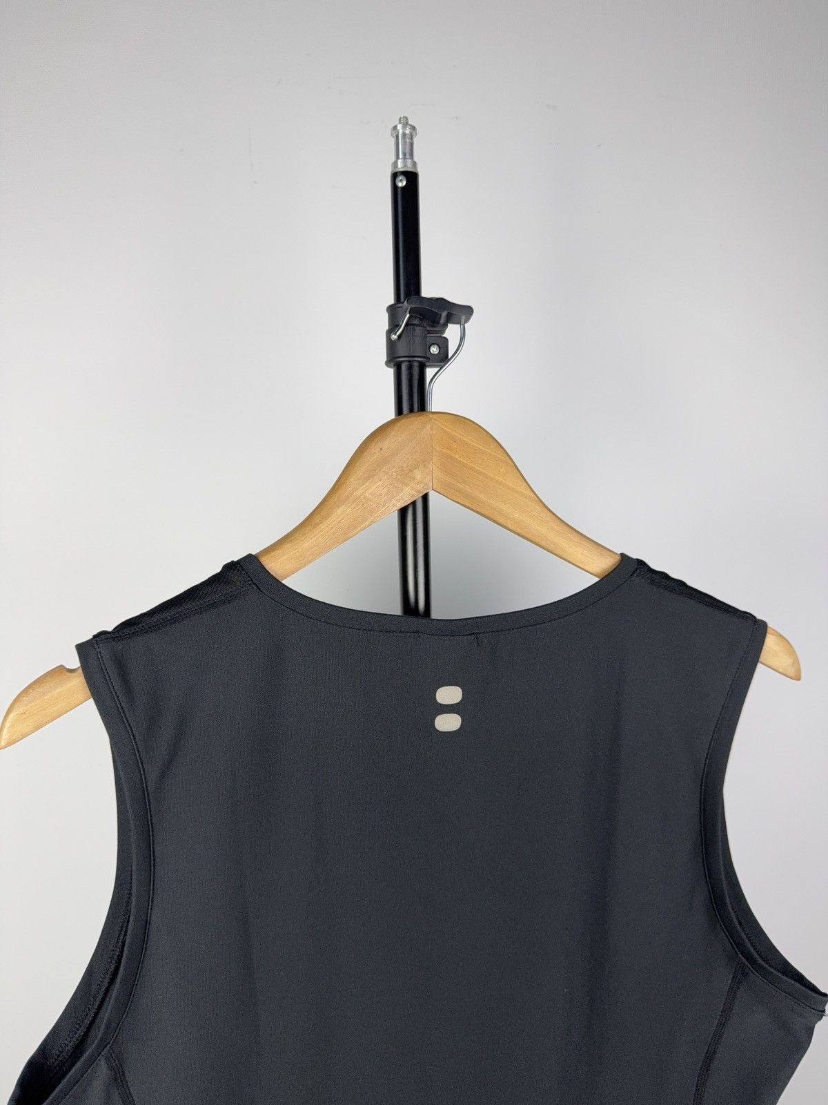 Nike Vintage 00s Nike Tank Top Mini Swoosh Y2K Style Oversized Size XL / US 12-14 / IT 48-50 - 9 Thumbnail