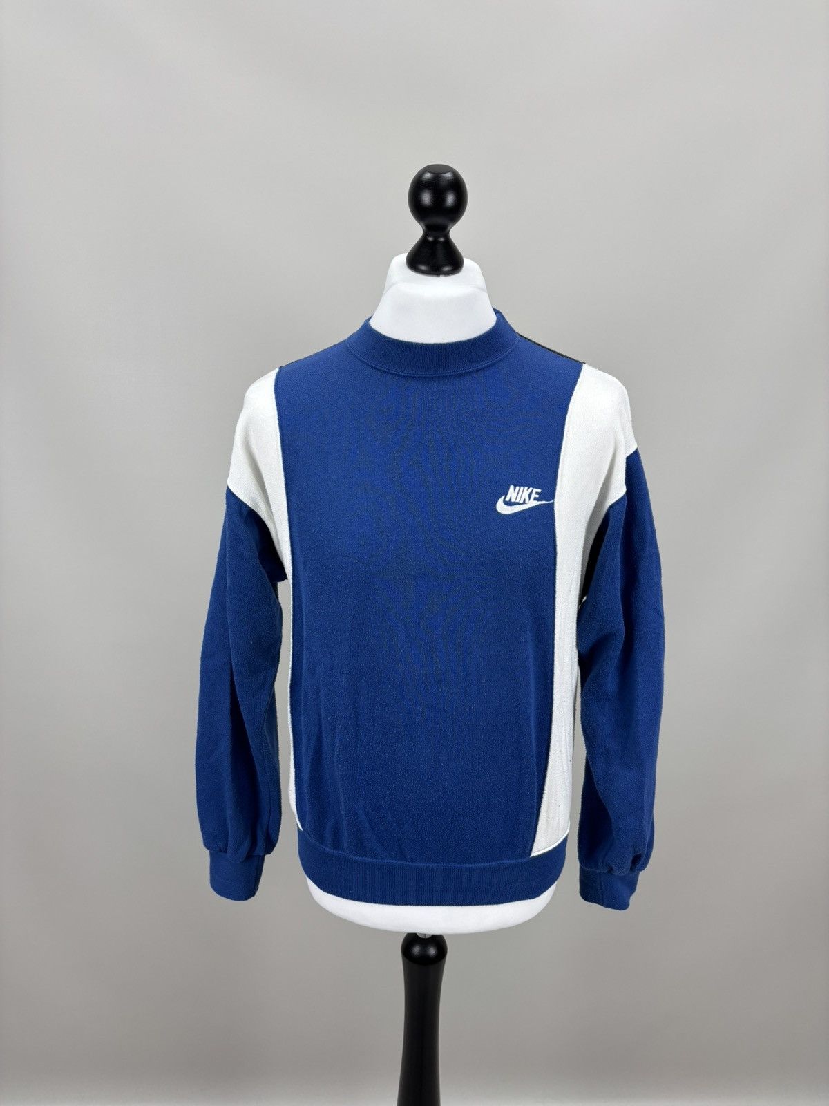 Nike × Vintage Mens vintage sweatshirt 80s Nike Oregon USA Size S Size US S / EU 44-46 / 1 - 1 Thumbnail