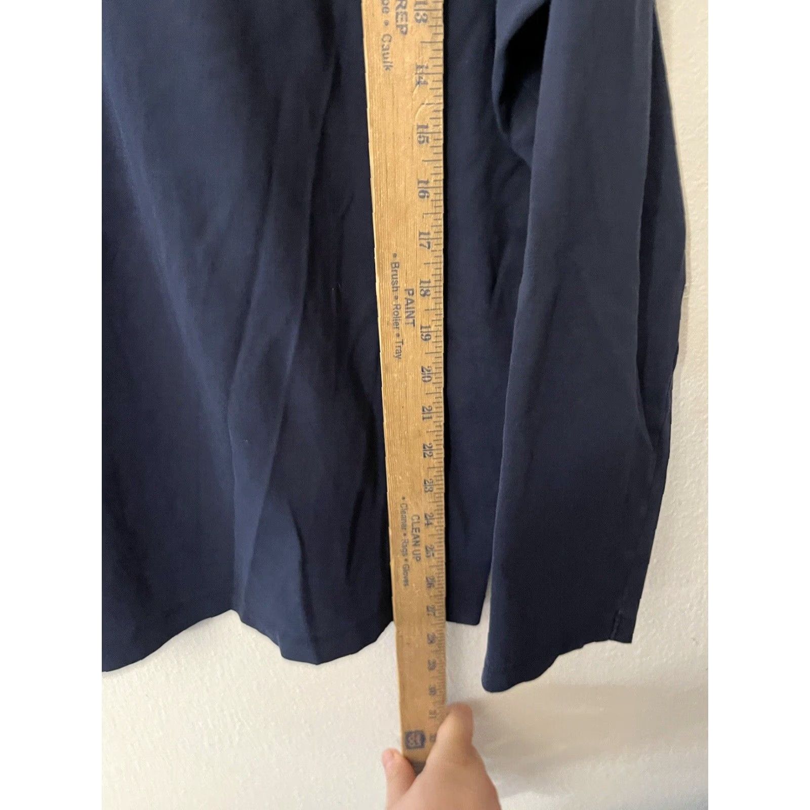 Banana Republic Banana Republic Luxury Touch Navy Blue solid Knit Pullover Sz XL Size US XL / EU 56 / 4 - 4 Thumbnail