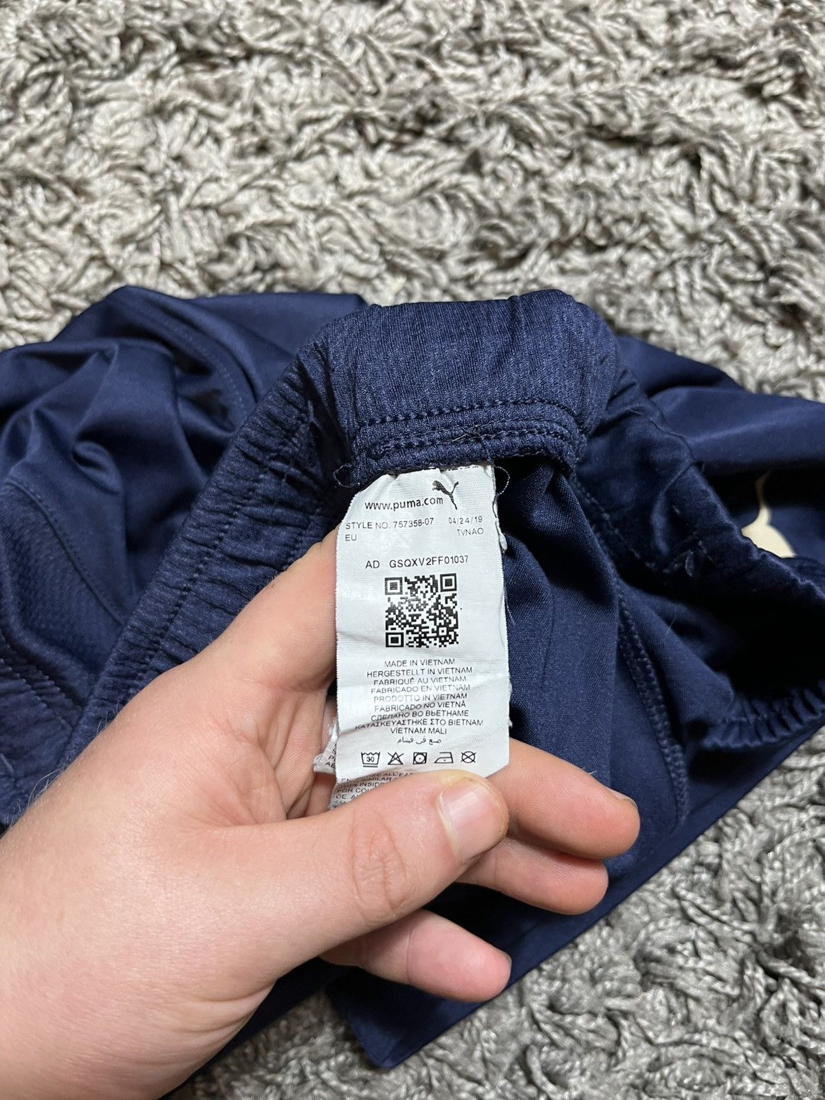 Puma × Vintage PUMA ITALY NATIONAL FOOTBALL TEAM POLYESTER SHORTS Y2K Size US 31 - 8 Thumbnail