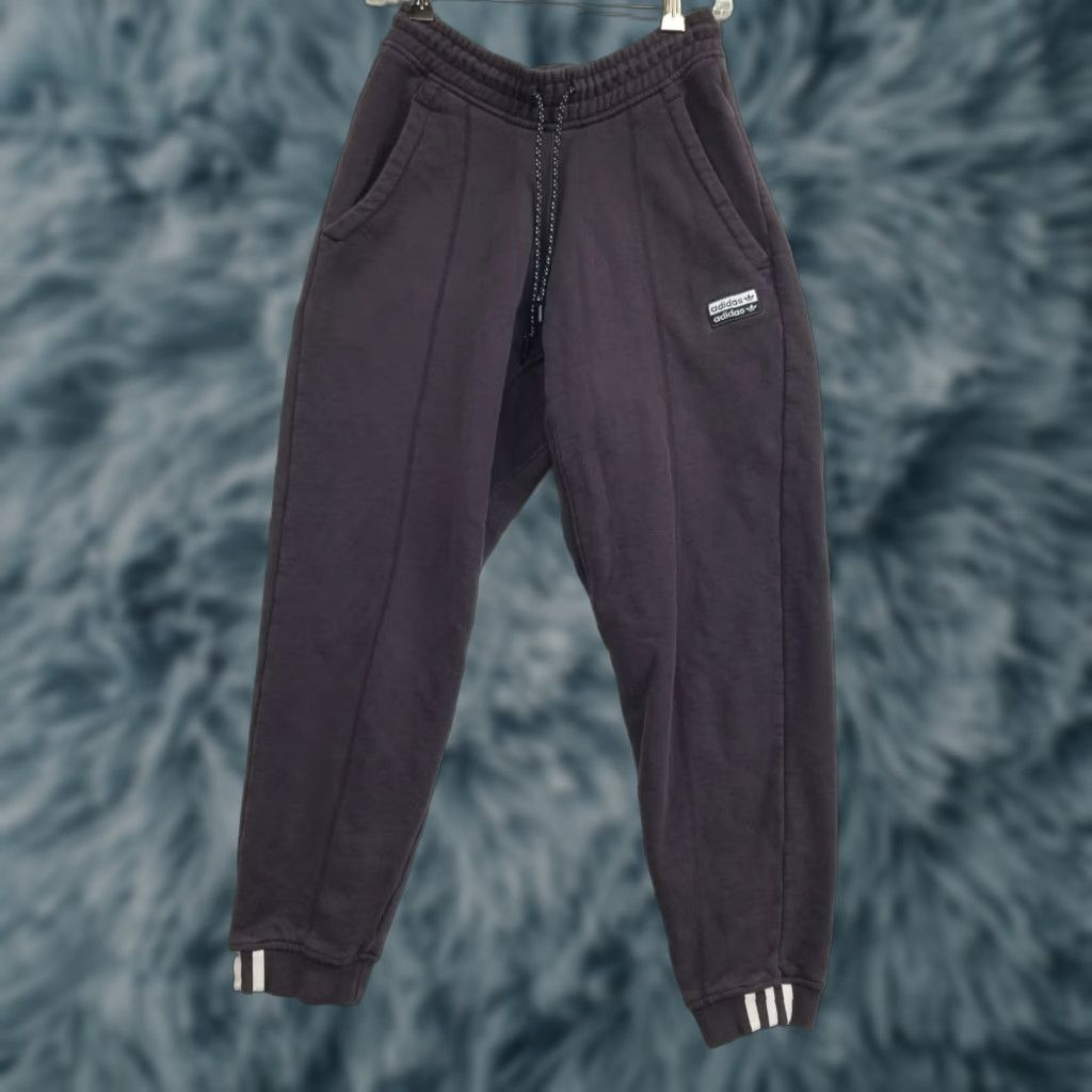 Adidas Adidas Spellout Jogger Sweat Pants Purple Women's S Activewear Pants Tapered Pockets Fall Winter Spring Summer Size 28" / US 6 / IT 42 - 1 Thumbnail