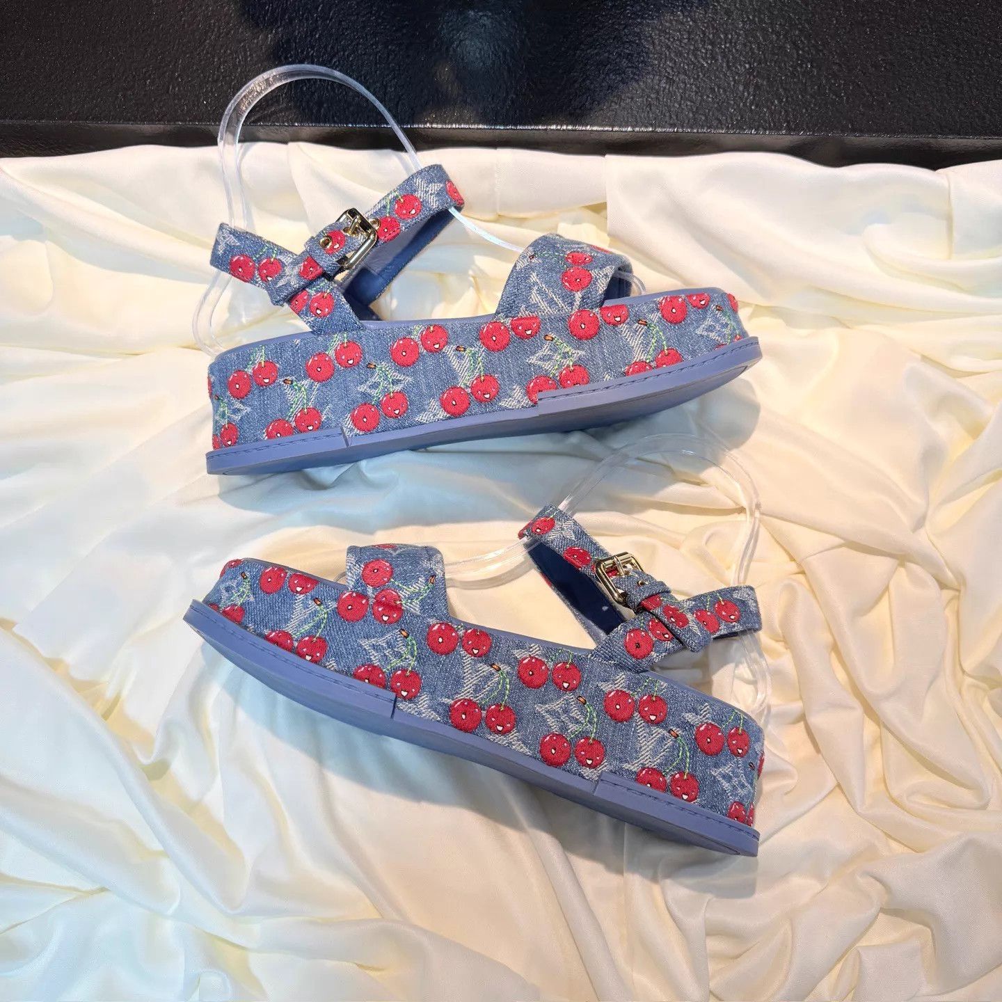Louis Vuitton LV x TM Cherry Denim Platform Sandal 37 (new w/ box, tried) Size US 6.5 / IT 36.5 - 5 Thumbnail