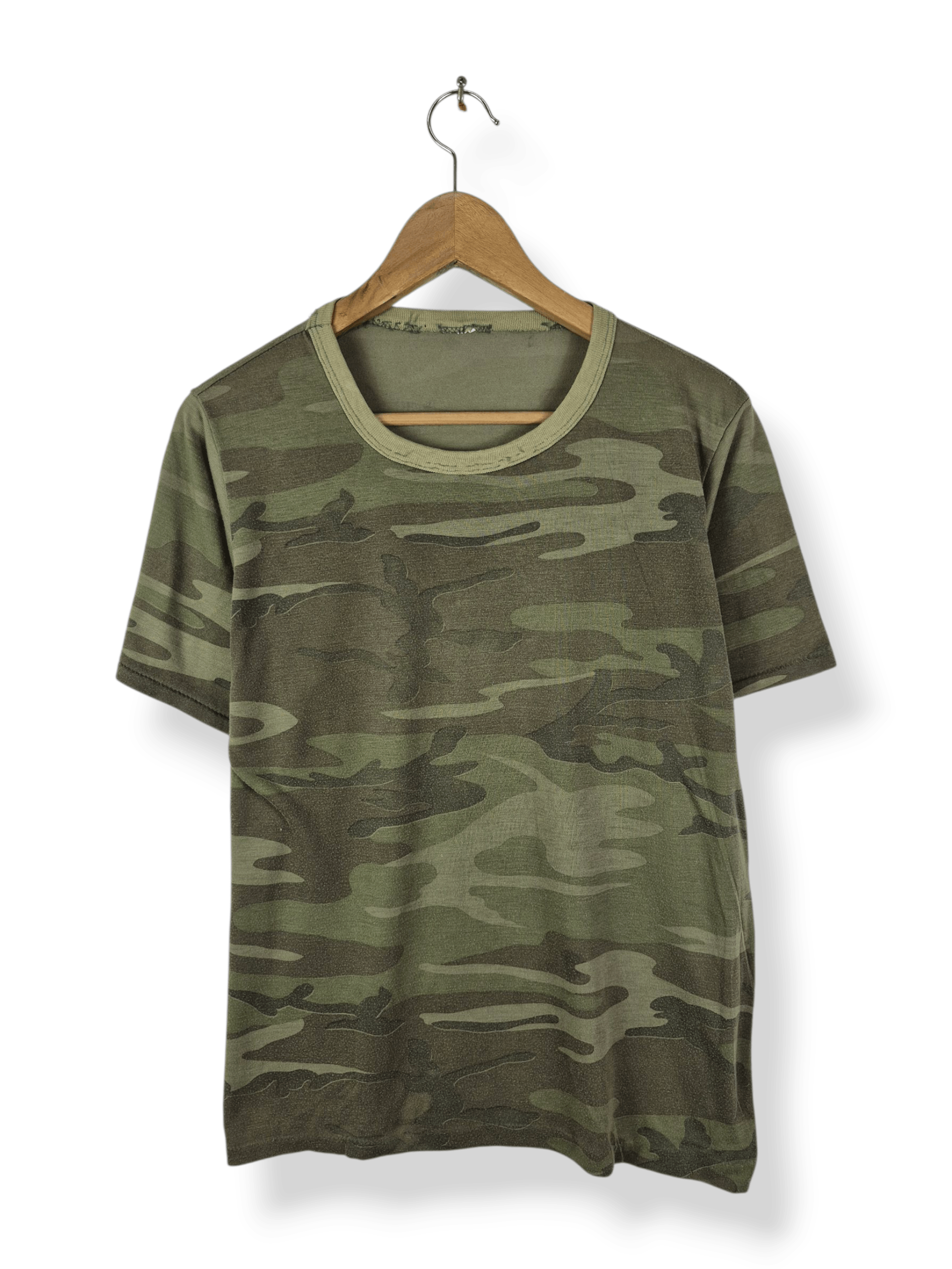 Vintage 🔥 Vintage 90s Army Camo Paper Thin Tee Size US M / EU 48-50 / 2 - 1 Thumbnail