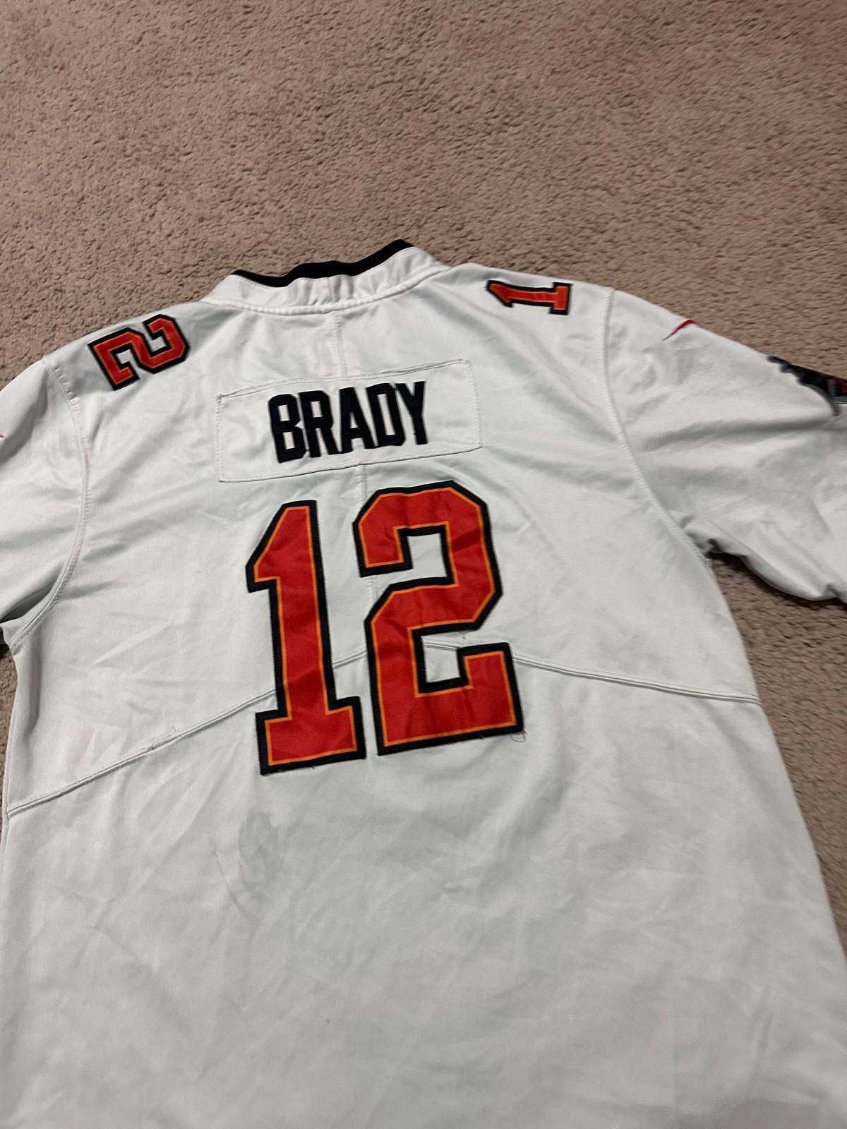 Nike Vintage Tom Brady #12 Tampa Bay Buccaneers Jersey On-Field L Size US L / EU 52-54 / 3 - 7 Thumbnail