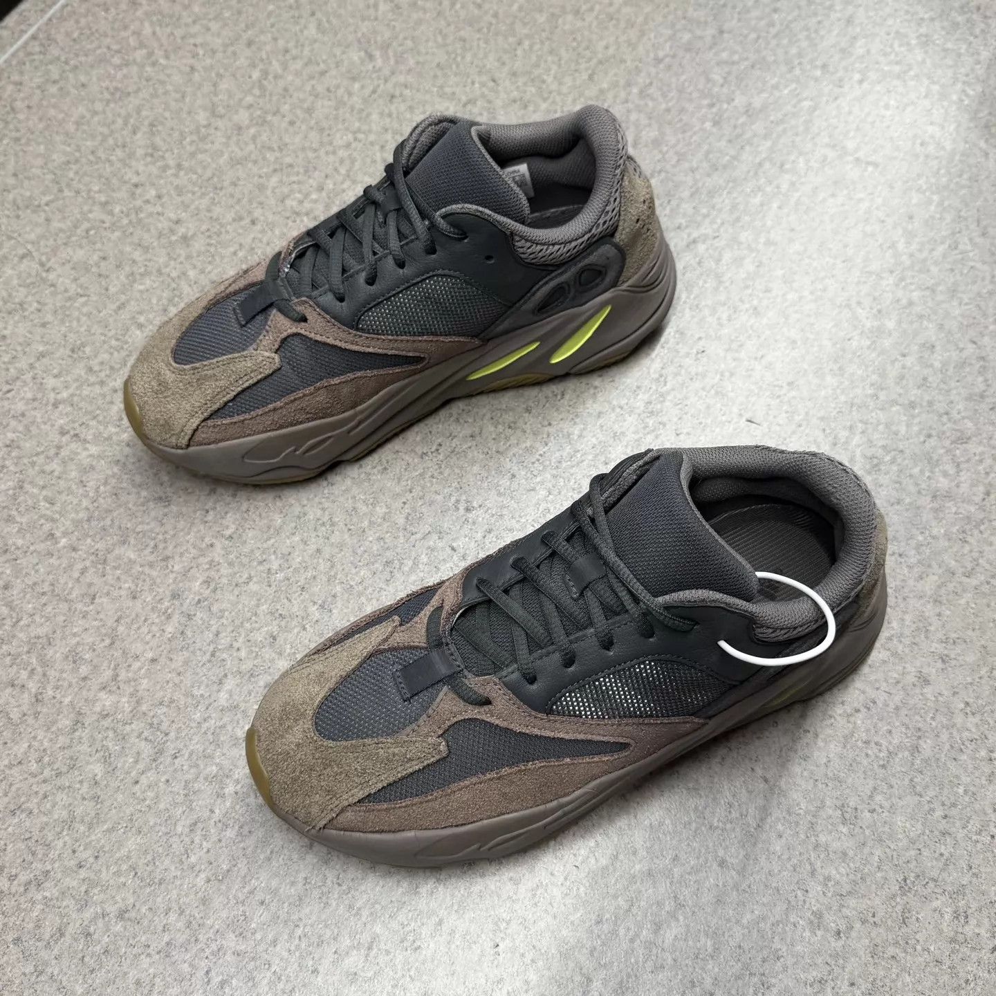 Adidas Yeezy 700 Purple-Brown 43 Near Mint Size US 10 / EU 43 - 5 Thumbnail