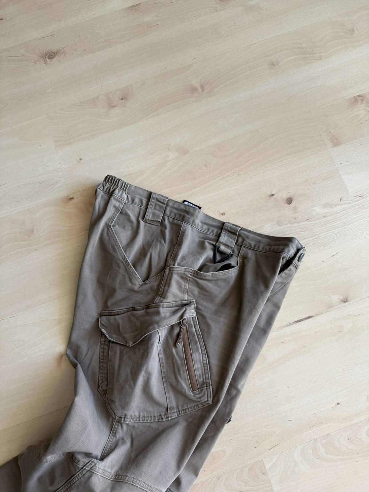 Japanese Brand S. Archon city tactics series camel cargo trousers pants Size US 34 / EU 50 - 6 Thumbnail