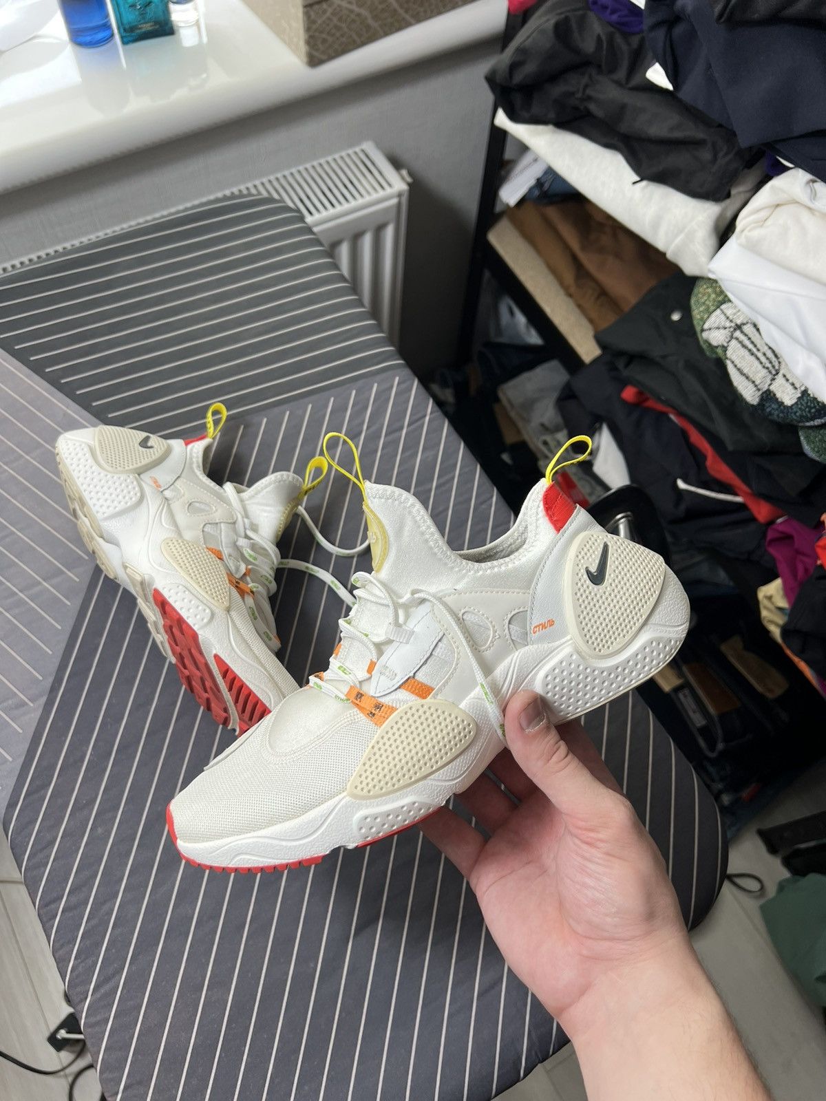 Heron Preston × Nike Nike x Heron Preston Huarache E.D.G.E. White Size US 7.5 Size US 7.5 / EU 40-41 - 2 Thumbnail