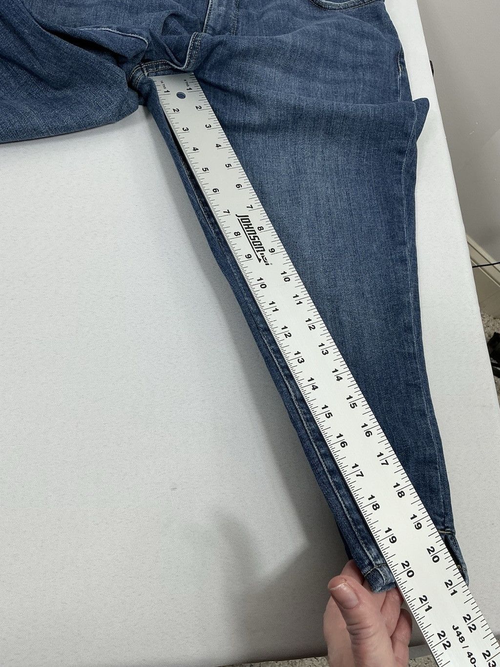St. Johns Bay Womans Excellent St John's Bay Capri Blue Jeans 16 0112/J-3 Size 38" / US 16 / IT 52 - 8 Thumbnail