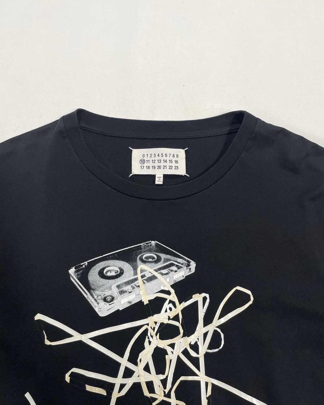 Maison Margiela Maison Margiela Cassette Tape T-Shirts Size US M / EU 48-50 / 2 - 3 Thumbnail