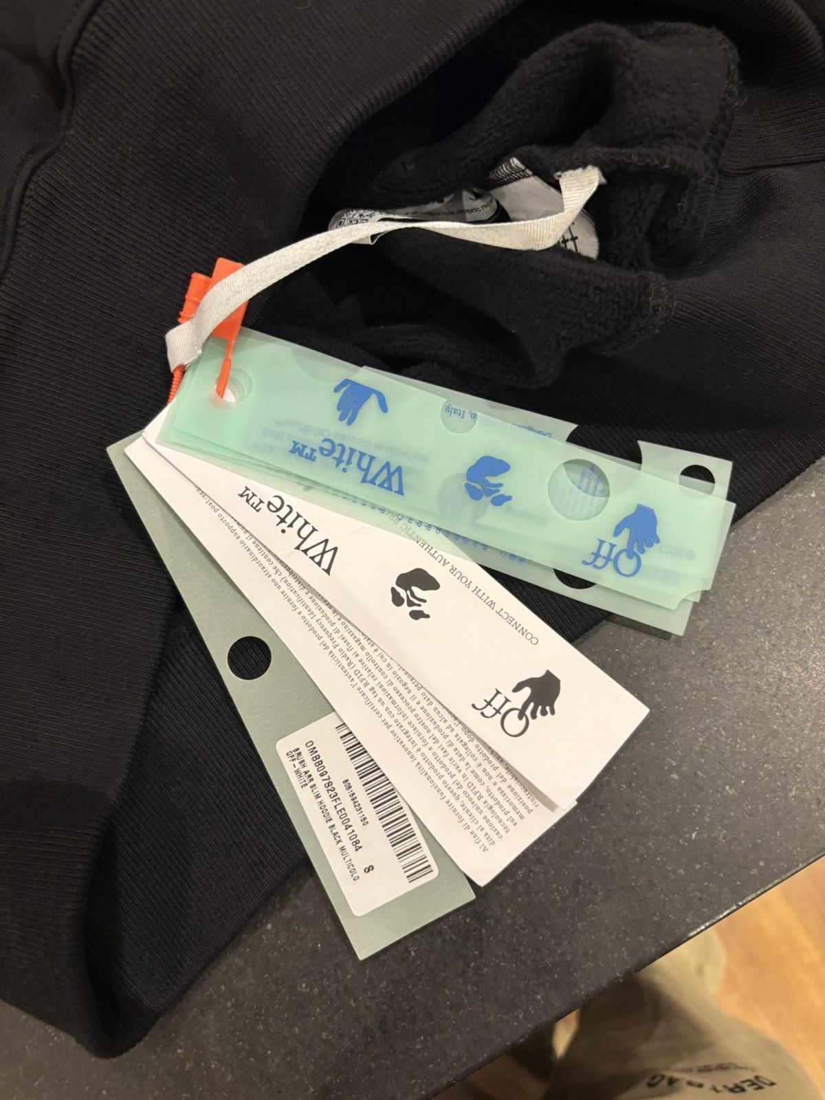 Off-White Off white brush arrow hoodie black Size US S / EU 44-46 / 1 - 4 Thumbnail