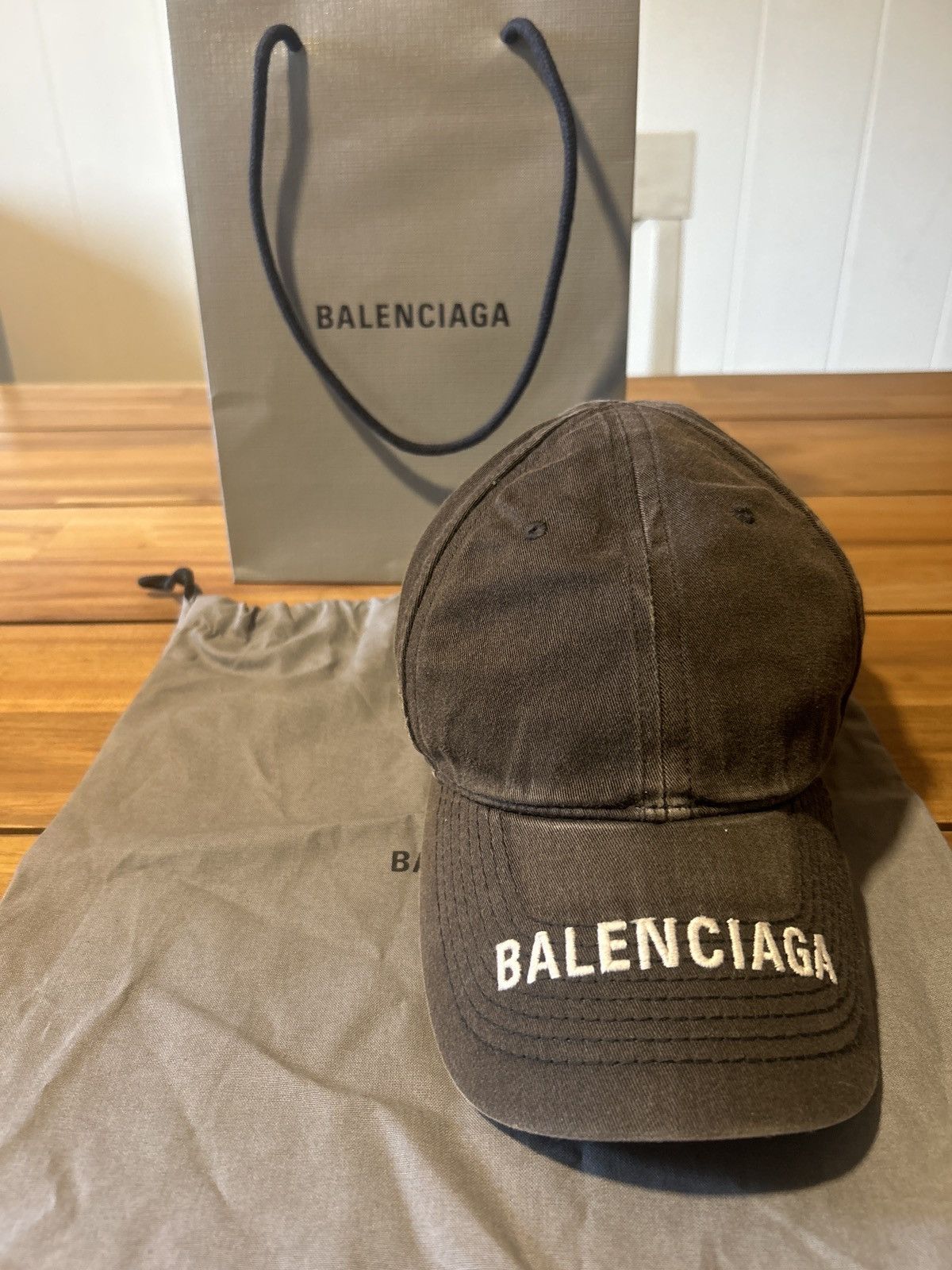 image of Balenciaga Cap Grey, Men's