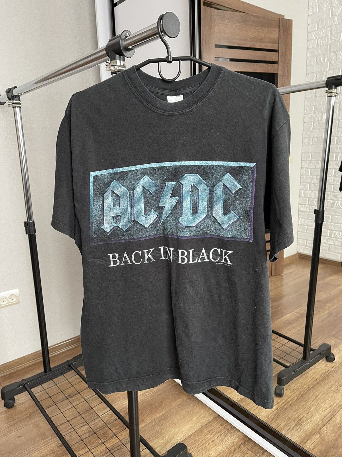 Band Tees 1996 AC/DC Back In Black Vintage Tour T-Shirt Tee Size US M / EU 48-50 / 2 - 2 Thumbnail
