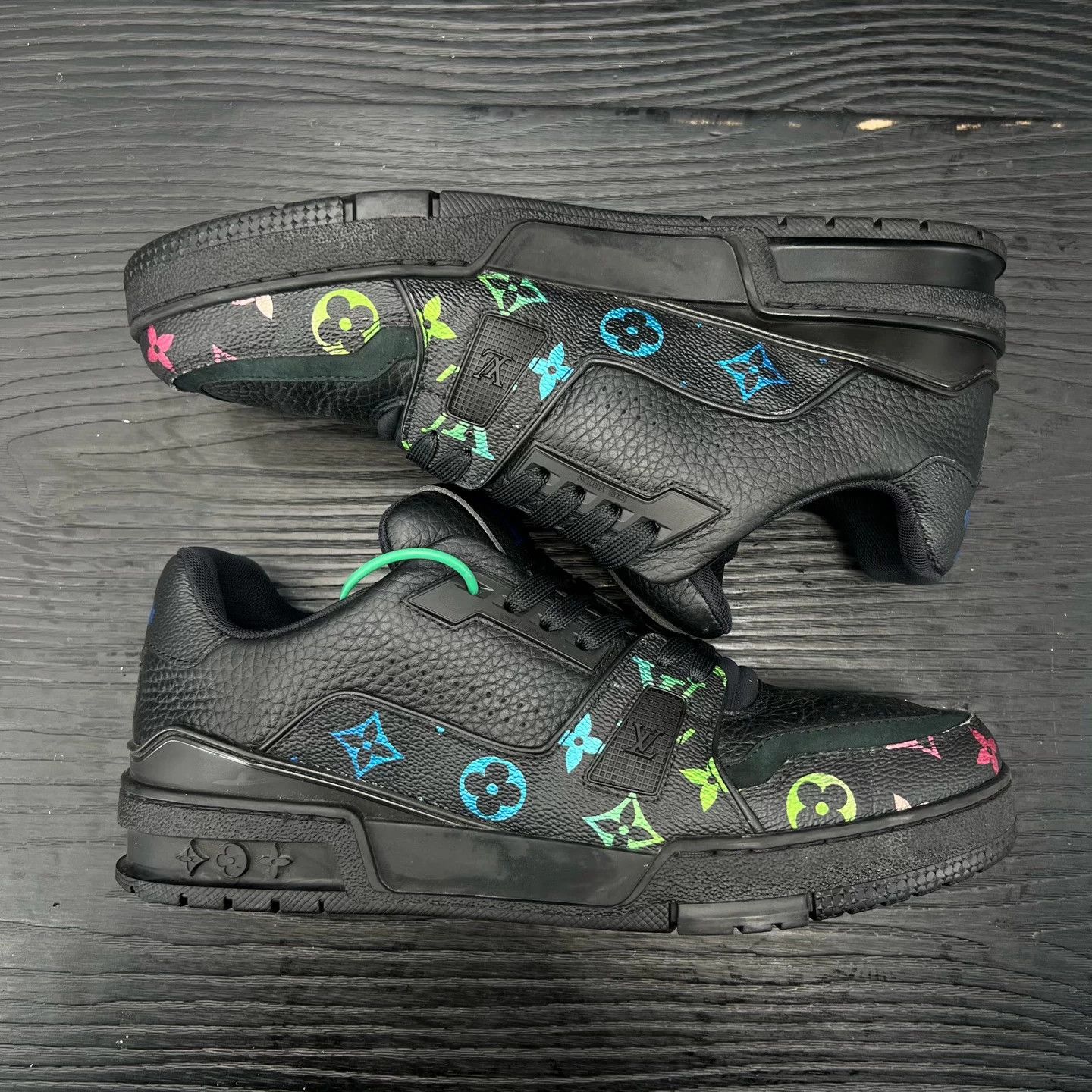 Louis Vuitton LV Trainer Black Colorblock US7/EUR41 Size US 8 / EU 41 - 7 Thumbnail