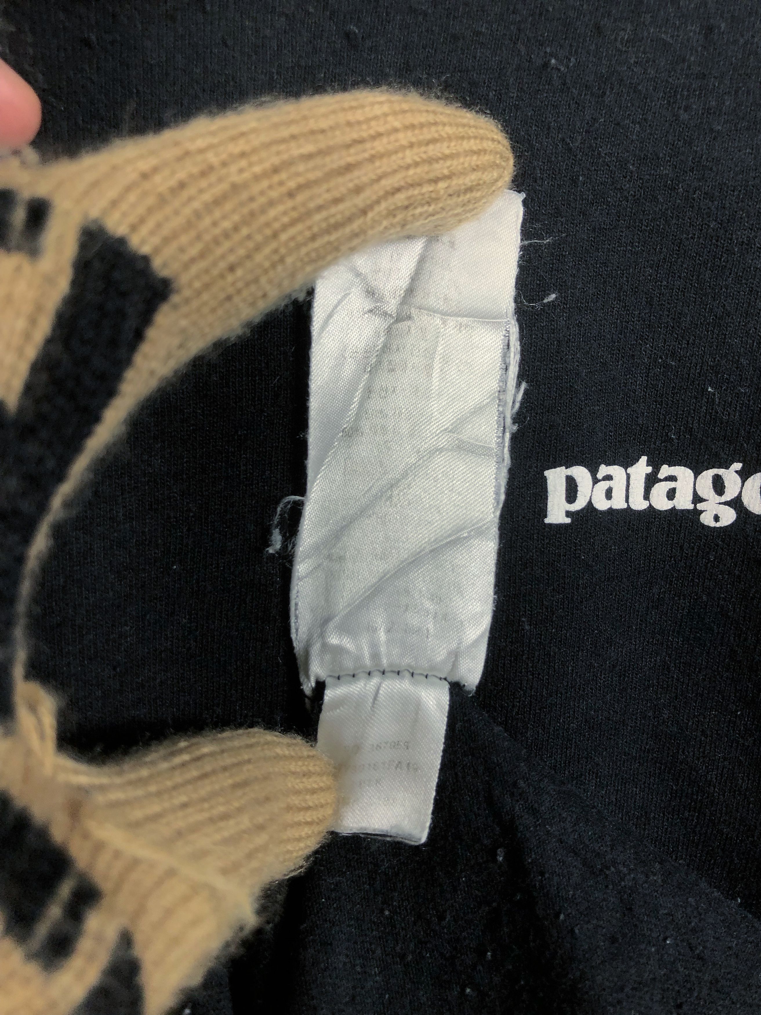 Patagonia Rare Patagonia Big Logo LS Tee Size US M / EU 48-50 / 2 - 11 Thumbnail