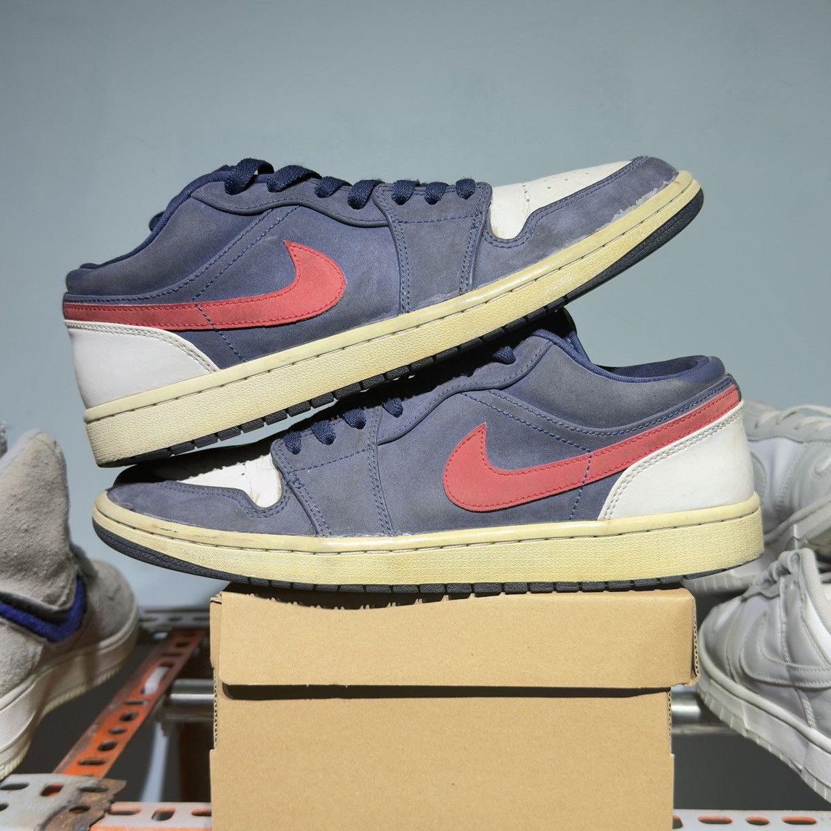 Jordan Brand Jordan 1 low " USA" Size US 9.5 / EU 42-43 - 1 Thumbnail