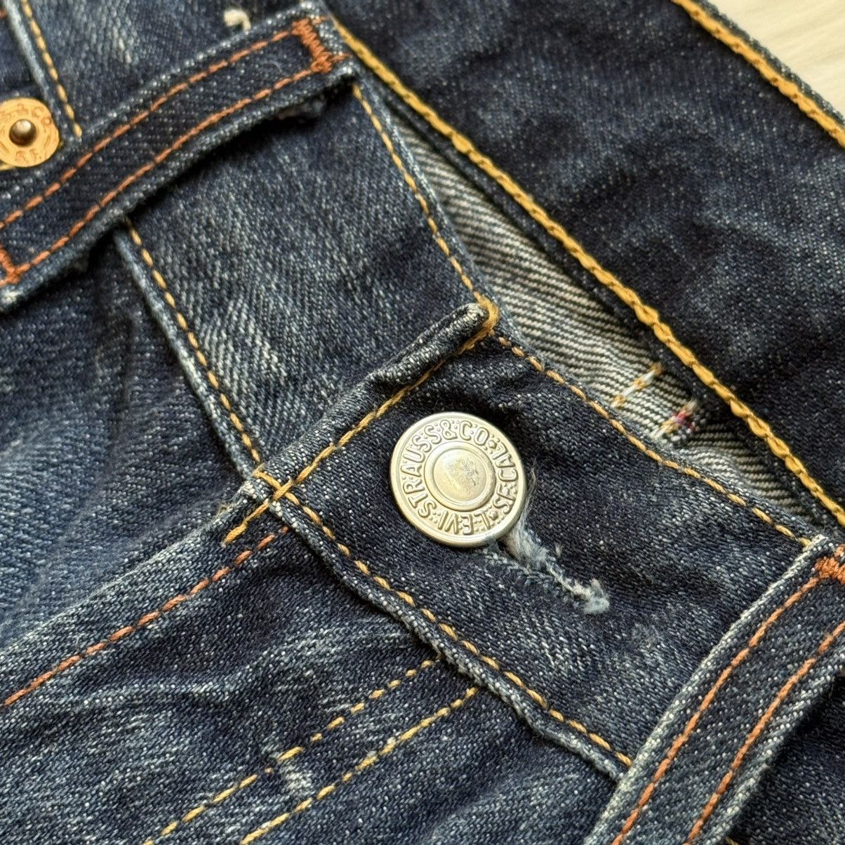 Levi's 📌 Vintage 00’s Levi's 501 Denim Washed Jeans Size US 31 - 14 Thumbnail