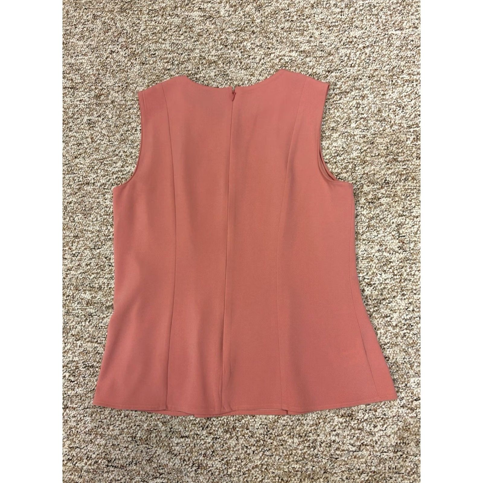 Vintage Ann Taylor Top Salmon Sleeveless Shirt Full Zip Back Women’s Size 10 Shirt Womens Size 10 Salmon Full Zip Sleeveless Back-Zip (Pre-owned) Size L / US 10 / IT 46 - 5 Thumbnail