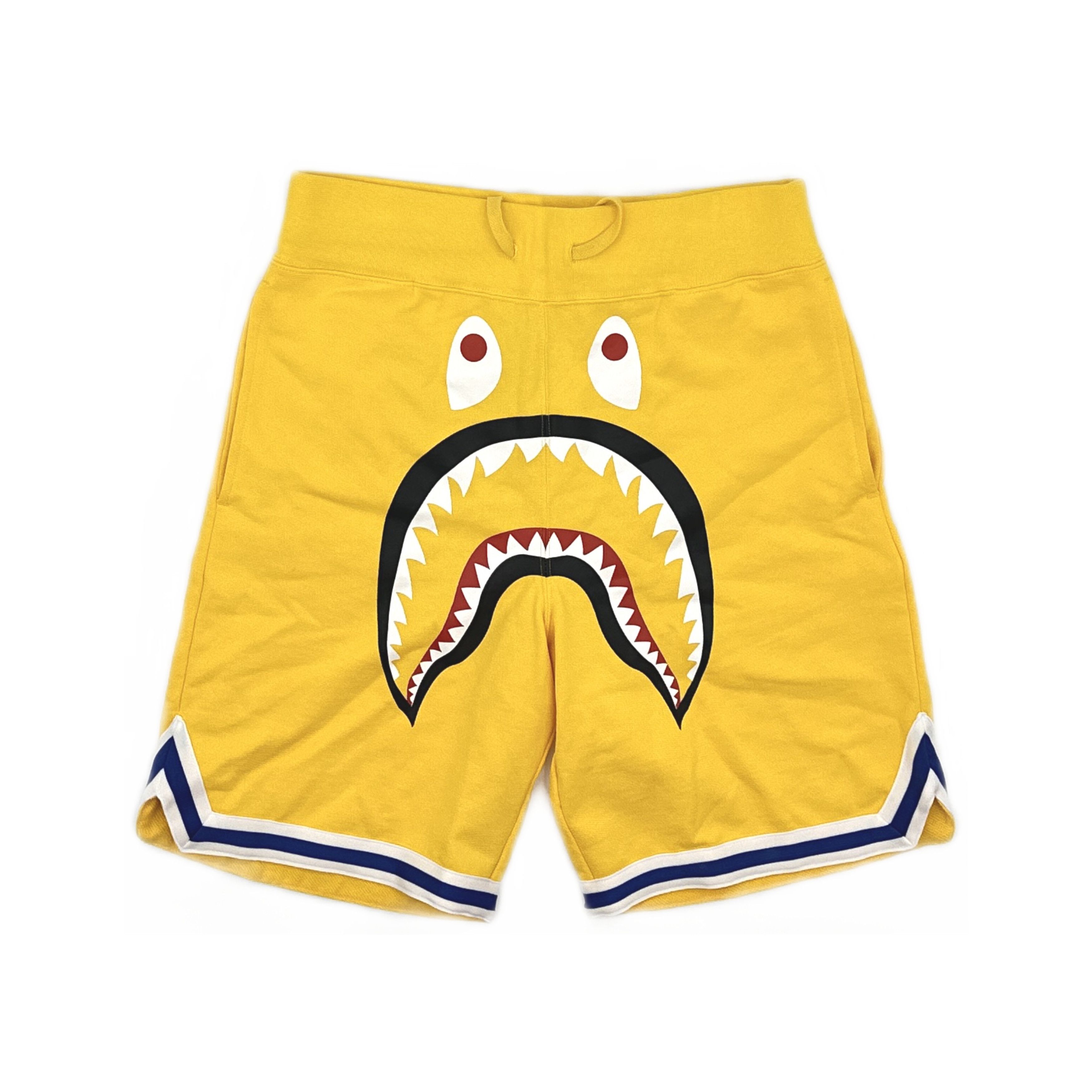 Bape A BATHING APE Shark Print Shorts Size M Size US 32 / EU 48 - 1 Thumbnail