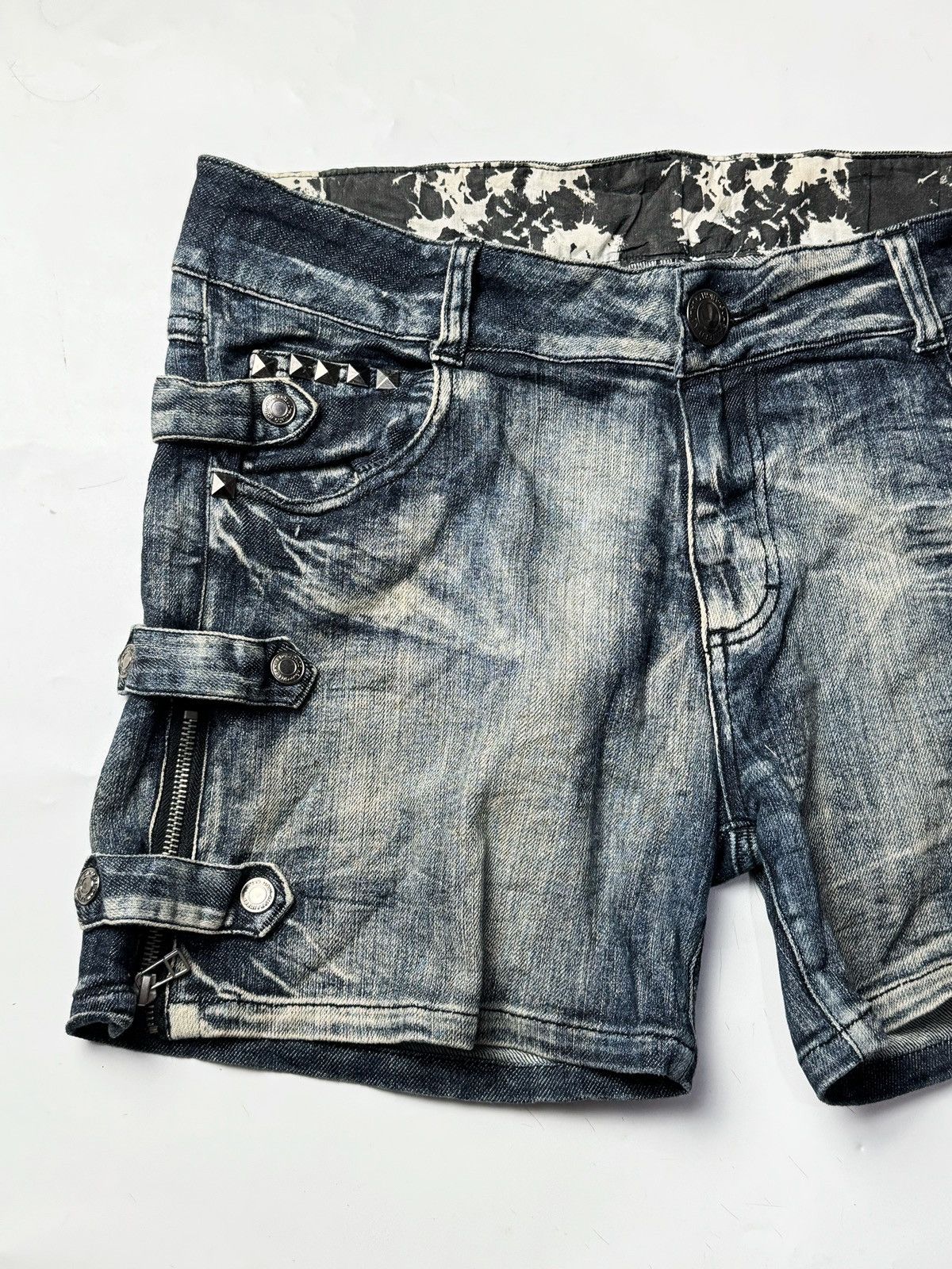 Japanese Brand Japanese Studded Denim Shorts Archived Style Size US 31 - 4 Thumbnail