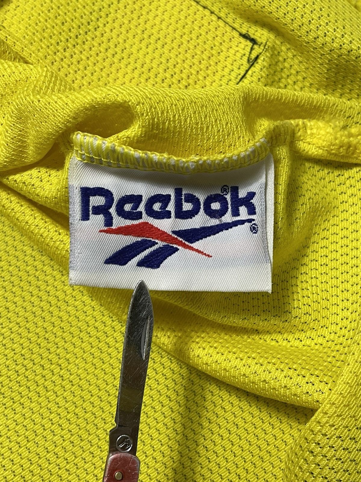 Reebok Reebok Liverpool 1997 1999 Away Football Socccer Jersey Size US M / EU 48-50 / 2 - 11 Thumbnail
