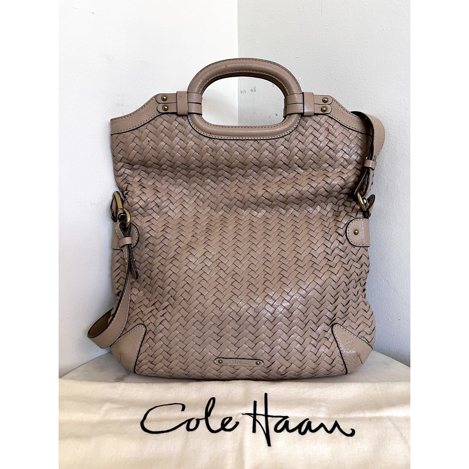 Cole Haan RARE 2006-07 Cole Haan VILLAGE WEAVE Flap Tote Taupe Bag Size ONE SIZE - 3 Thumbnail