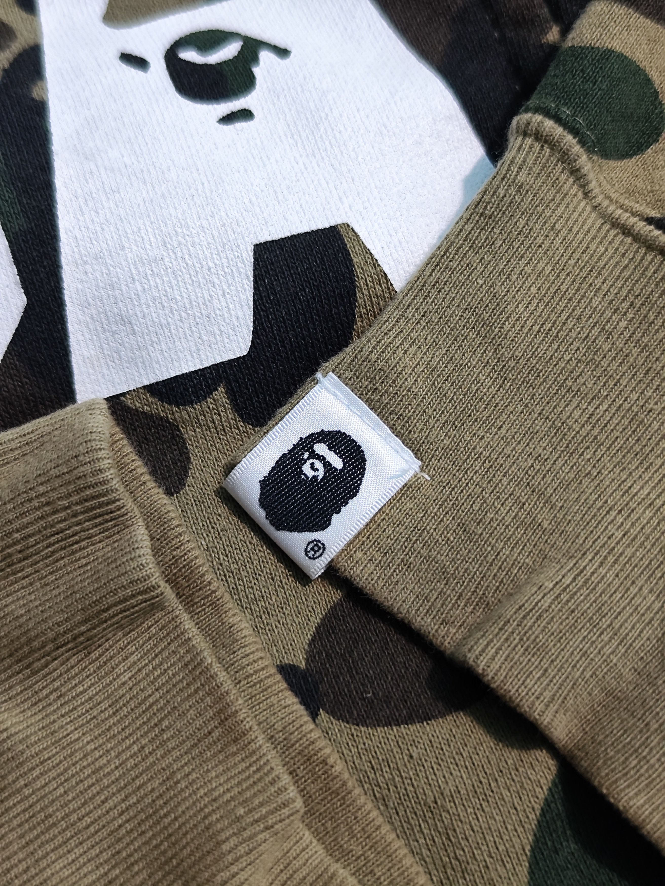 Bape × Undefeated BAPE × Undefeated - 1st Camo Ronin Full Zip Hoodie Rare Size US XXL / EU 58 / 5 - 13 Thumbnail