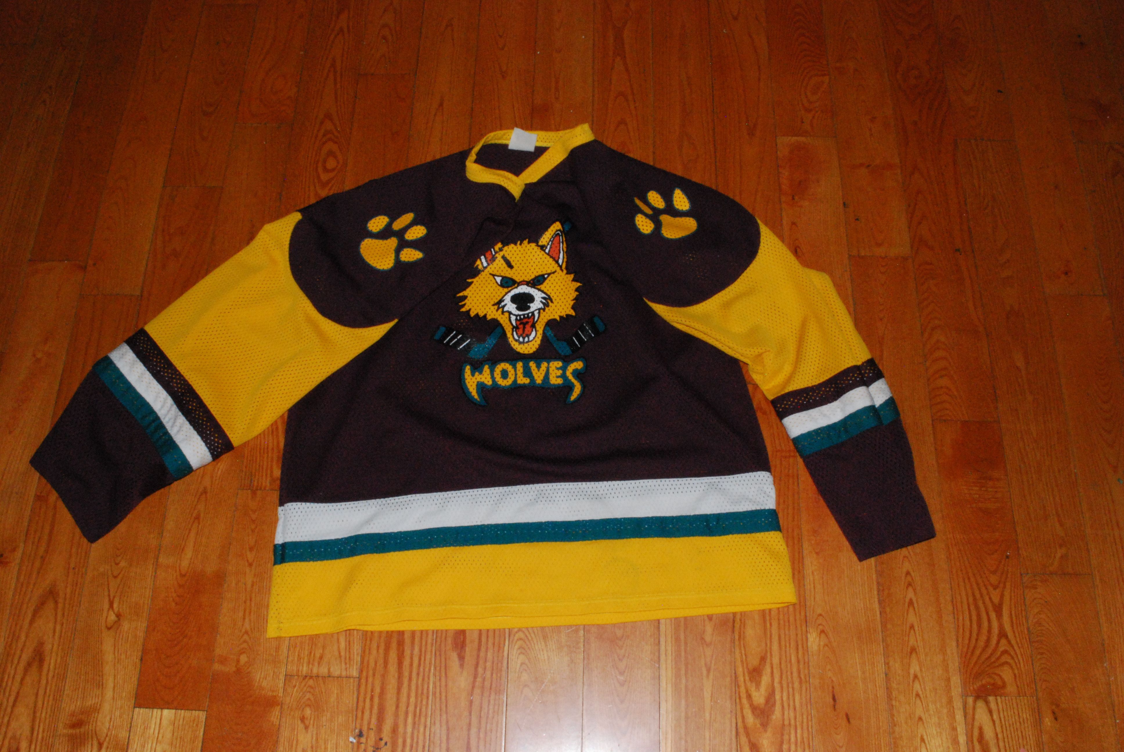 Other Original IHL Chicago Wolves Hockey Jersey from the 1990s Size US XL / EU 56 / 4 - 3 Thumbnail