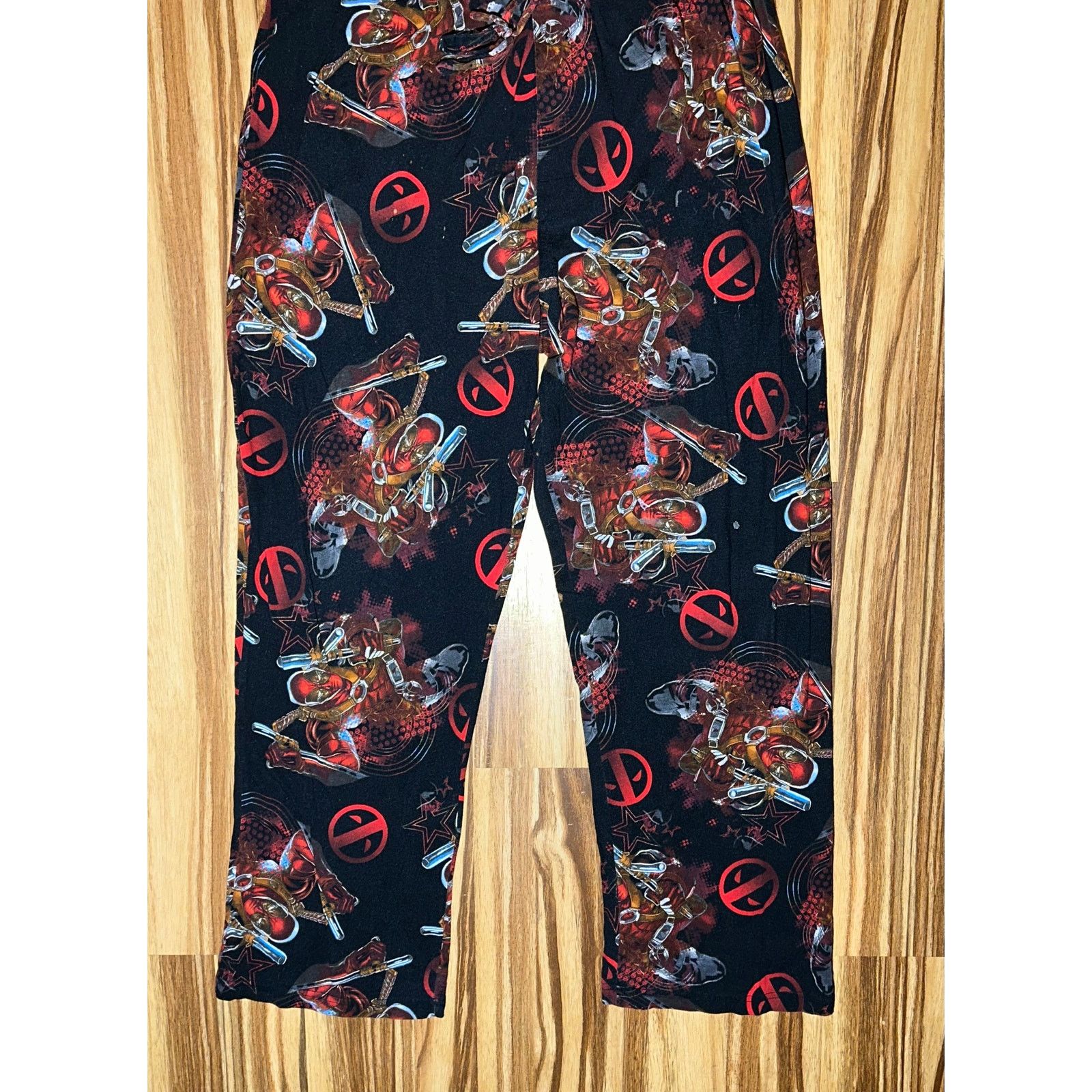 Marvel Comics Marvel Dead Pool Pajamas Size XL Size US XL / EU 56 / 4 - 2 Thumbnail