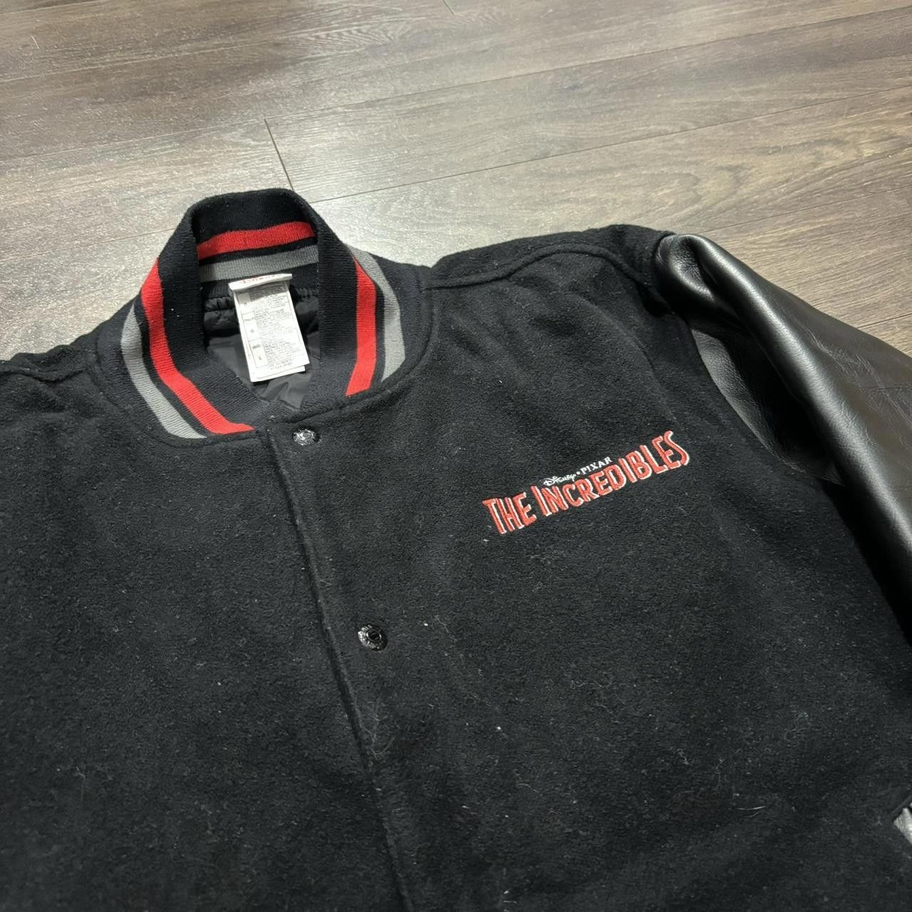 Disney Vintage the incredibles movie varsity jacket 00s L Size US L / EU 52-54 / 3 - 3 Thumbnail