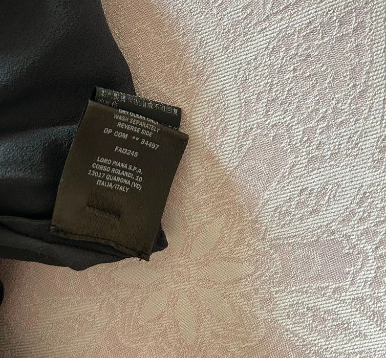 Loro Piana LORO PIANA The dress is made of a silk gauze lining and co Size XS / US 0-2 / IT 36-38 - 5 Thumbnail