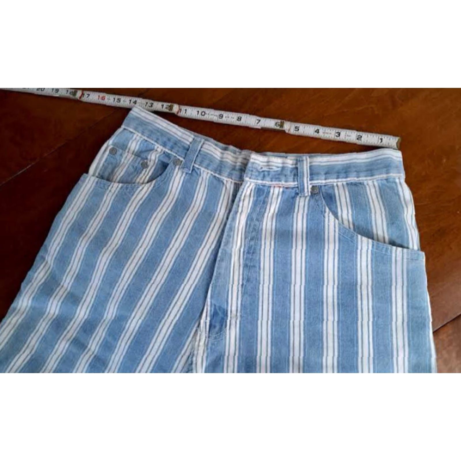 Vintage Sassoon Woman Shorts Striped Blue USA Made Size 9 Size 30" / US 8 / IT 44 - 4 Thumbnail