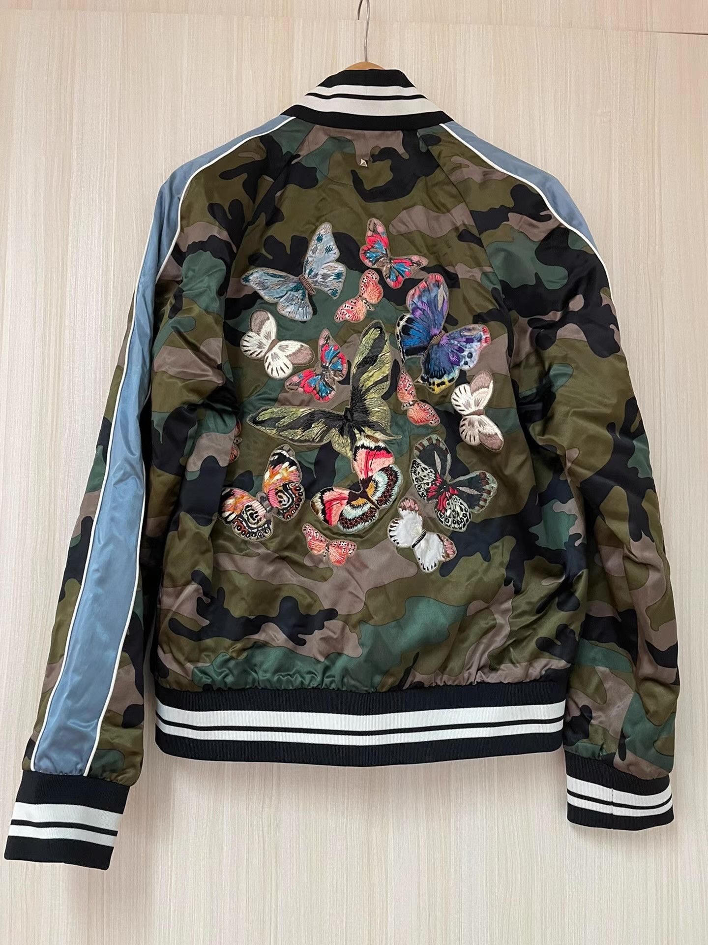 Valentino Valentino Butterfly Camouflage Baseball Jacket。Ｑ21 Size US M / EU 48-50 / 2 - 7 Thumbnail