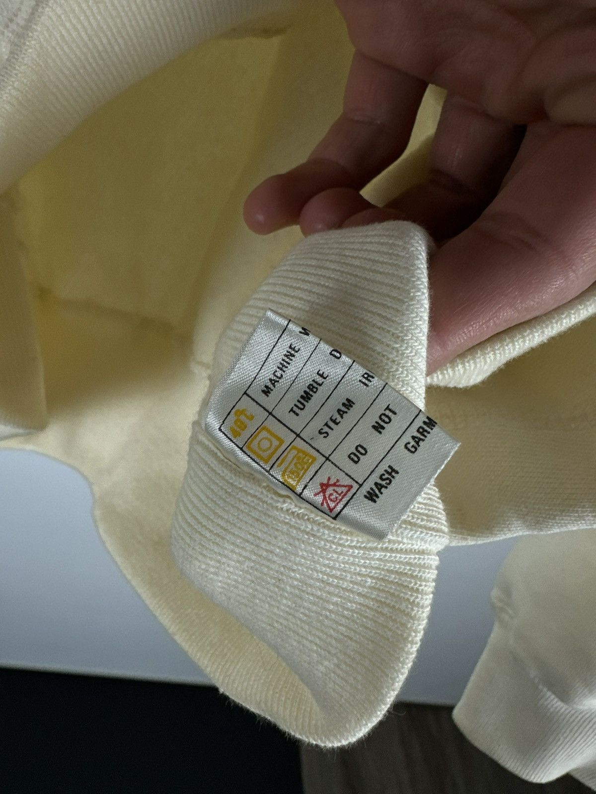 Polo Ralph Lauren Ralph Lauren Round Neck Sweatshirt with Shield Stripe 1990s Size US S / EU 44-46 / 1 - 12 Thumbnail