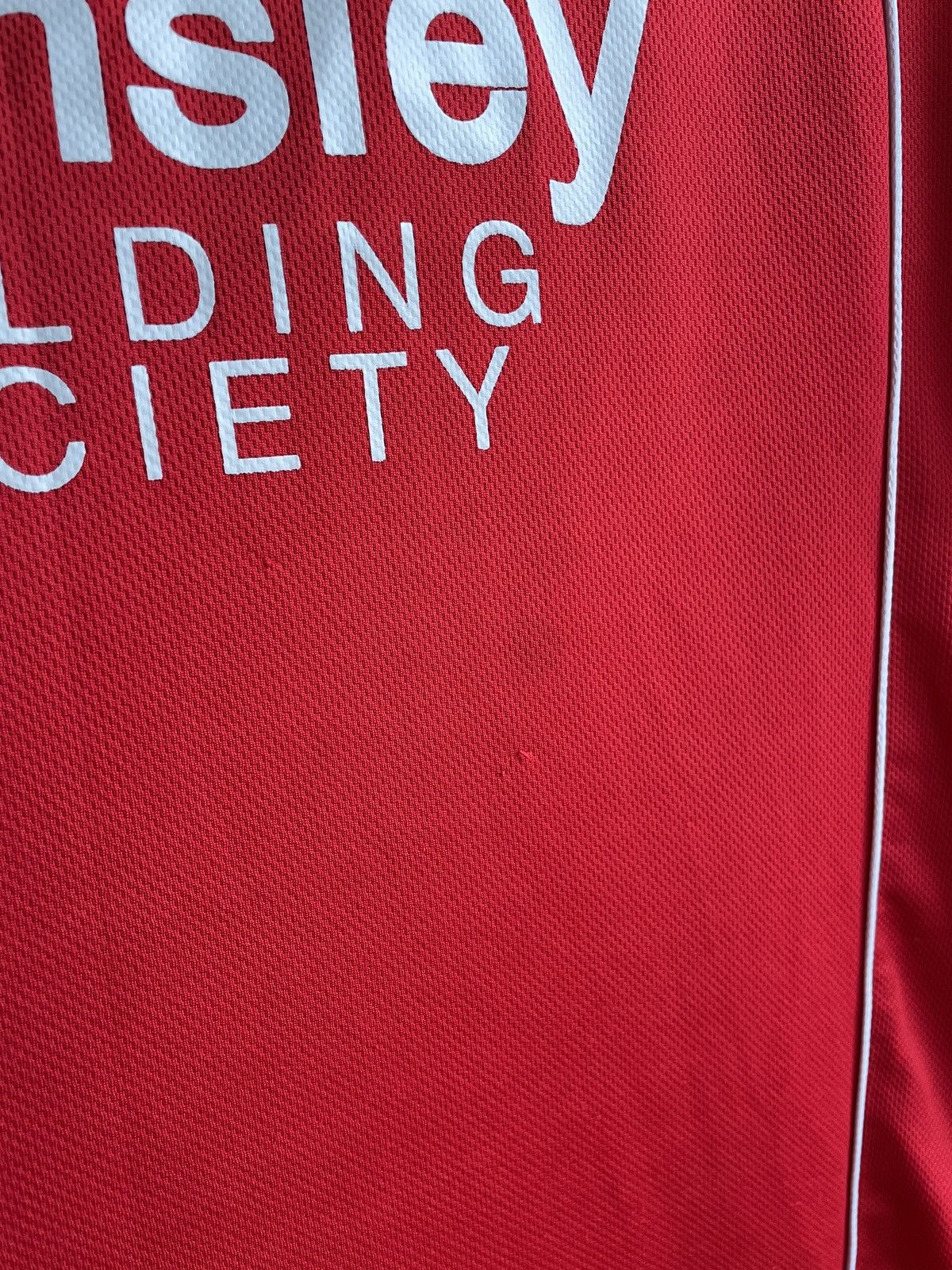 Lotto Sport BARNSLEY 2008/09 HOME IAIN HUME FOOTBALL SHIRT LOTTO JERSEY Size US M / EU 48-50 / 2 - 9 Thumbnail