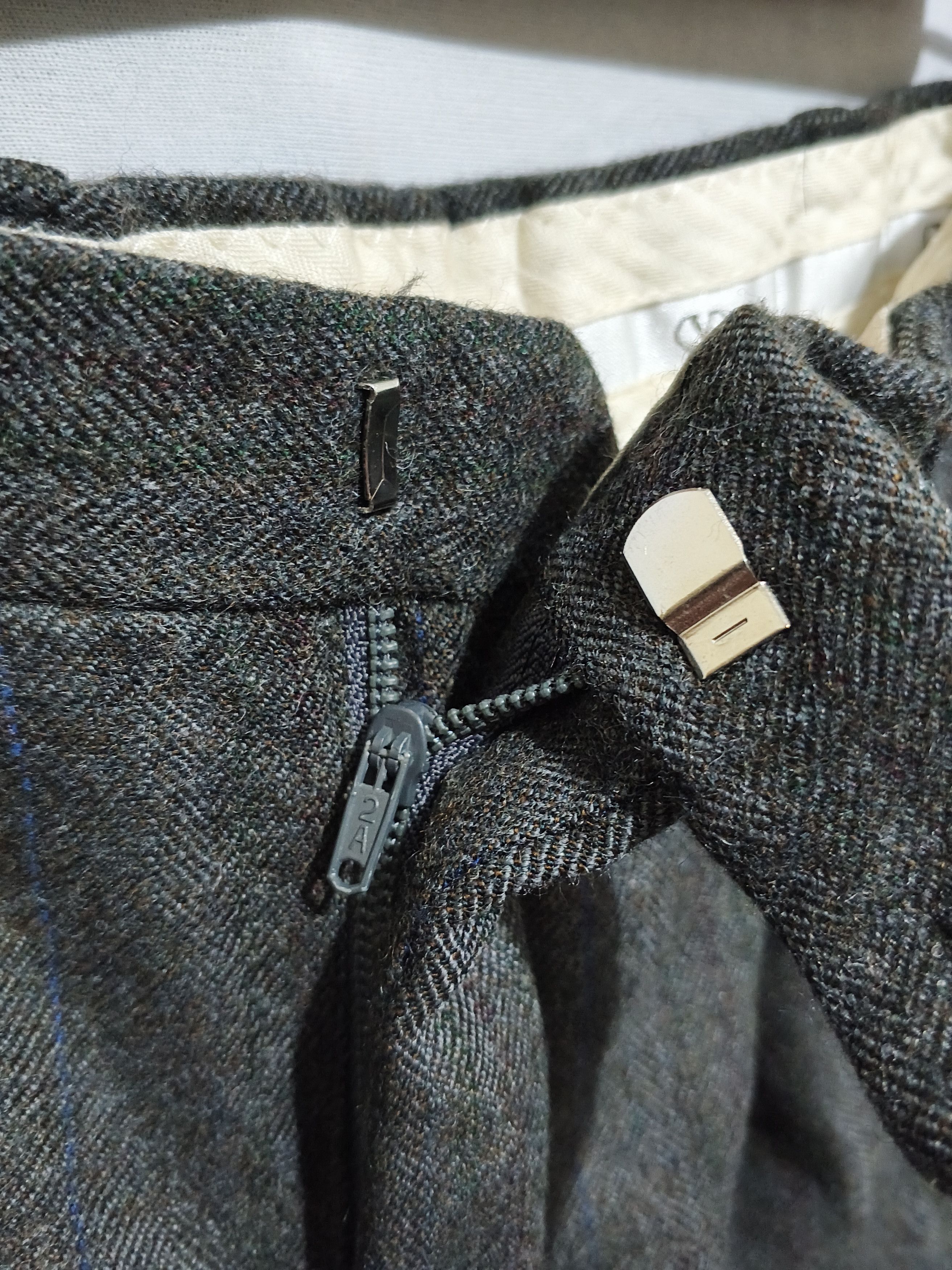 Valentino Valentino Uomo 80-90s Wool Double Breasted suit set up Size 48R - 12 Thumbnail