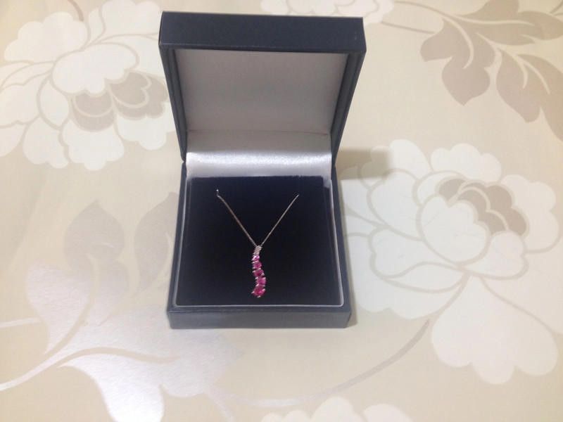 Designer 9CT White Gold Pink Diamond Necklace // Size ONE SIZE - 3 Thumbnail