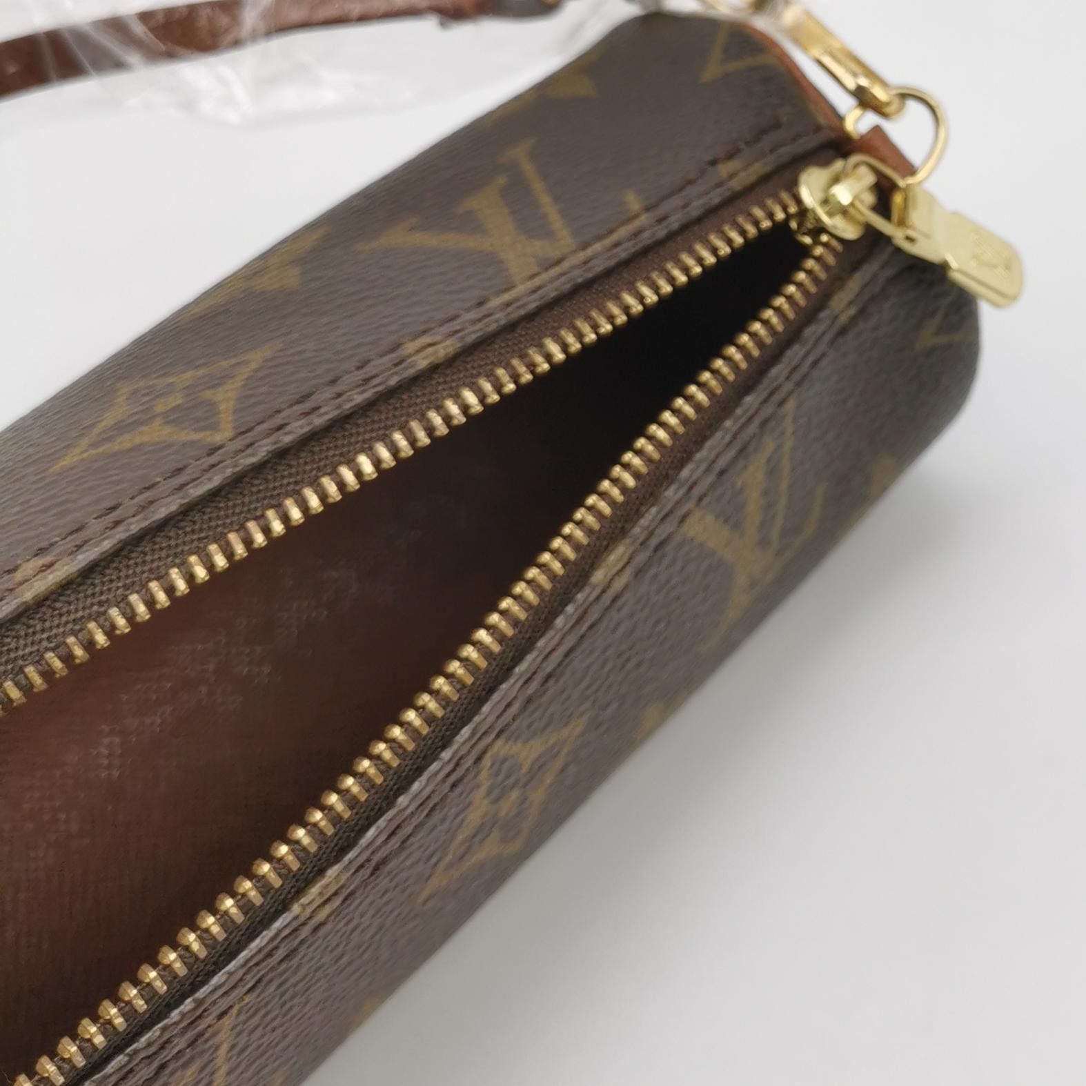 Louis Vuitton Louis Vuitton (LV) Papillon Mini Cowhide Monogram Printed D Size ONE SIZE - 2 Thumbnail