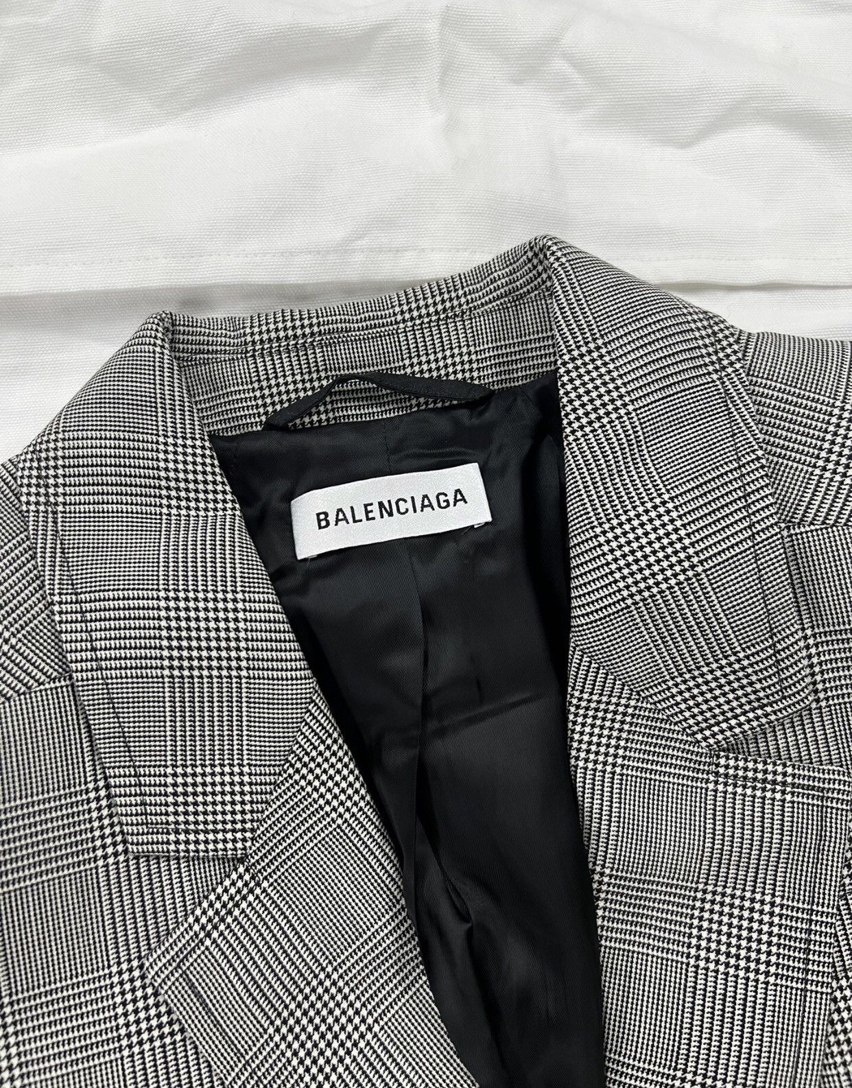 Balenciaga Balenciaga classic wool pocket plaid suit jacket2412- Size 34S - 4 Thumbnail