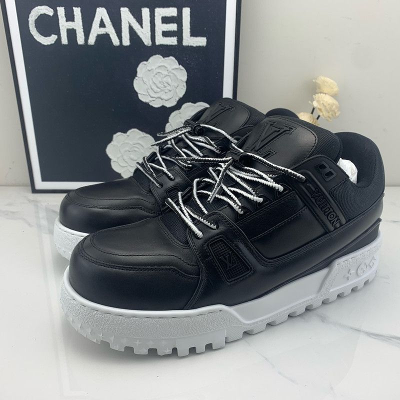 Louis Vuitton Louis Vuitton Trainer Maxi Black Casual Sneakers 0079 Size US 9.5 / EU 42-43 - 1 Thumbnail